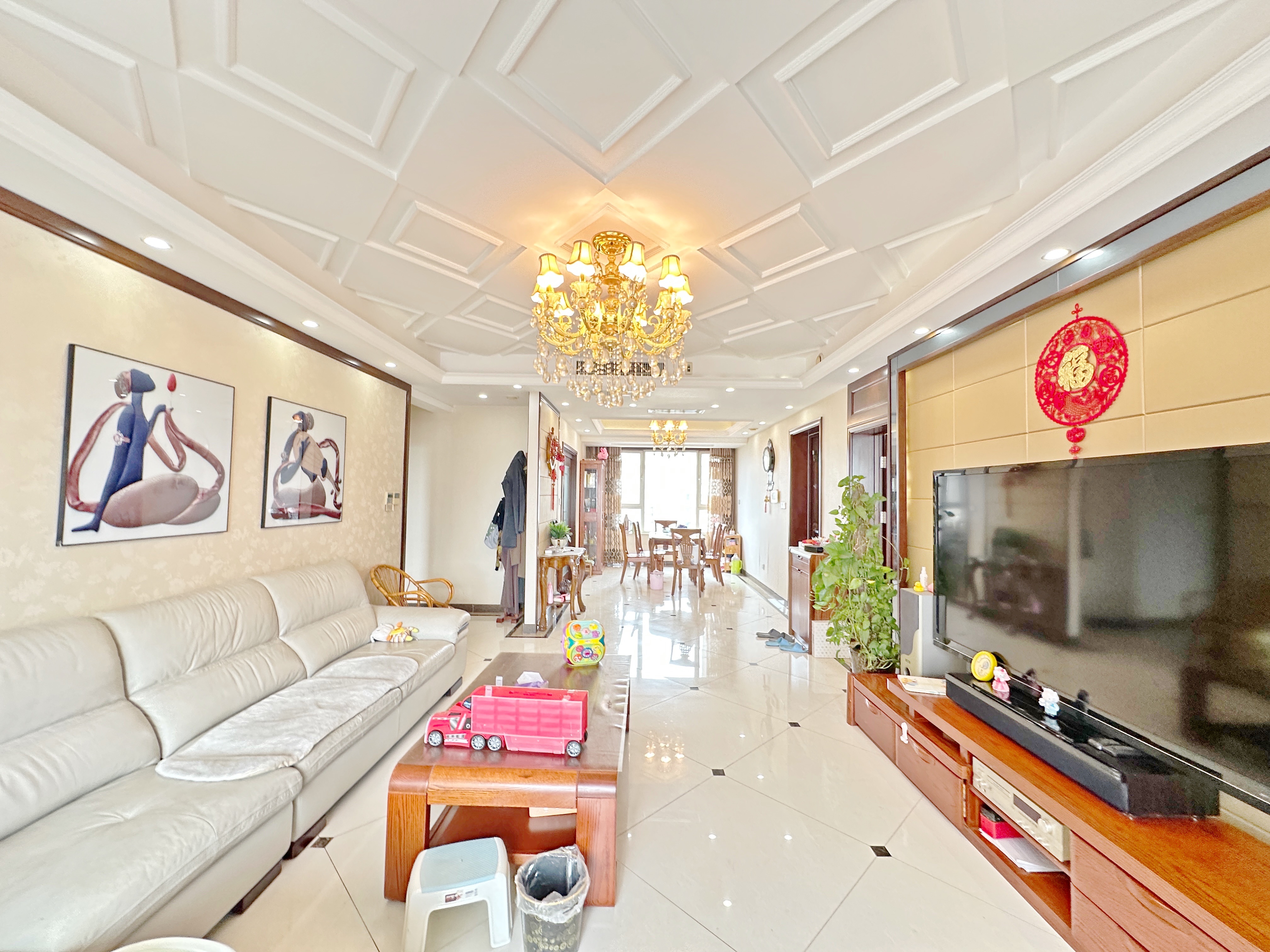 绿地新里卢浮公馆