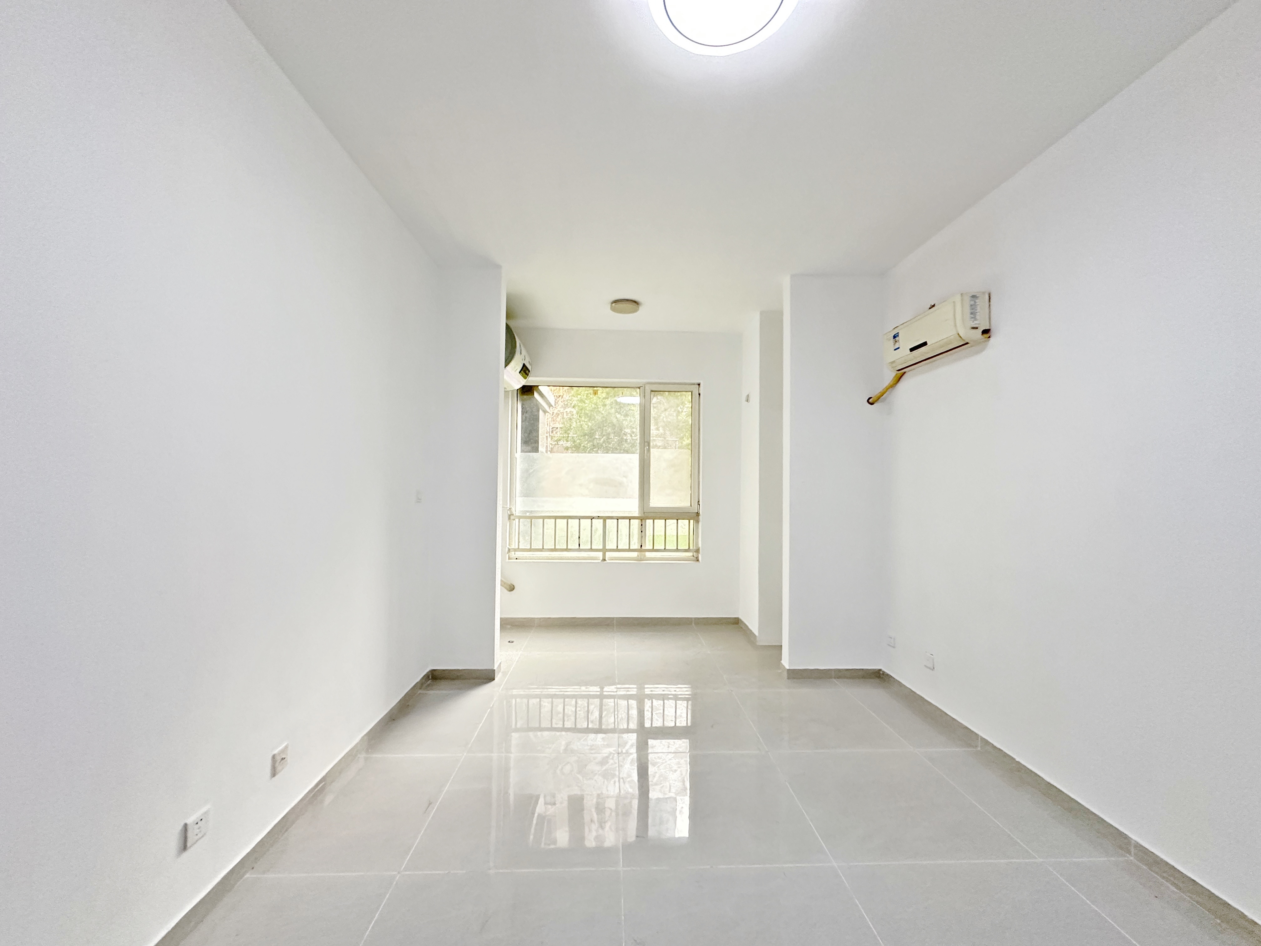 绿地新里卢浮公馆