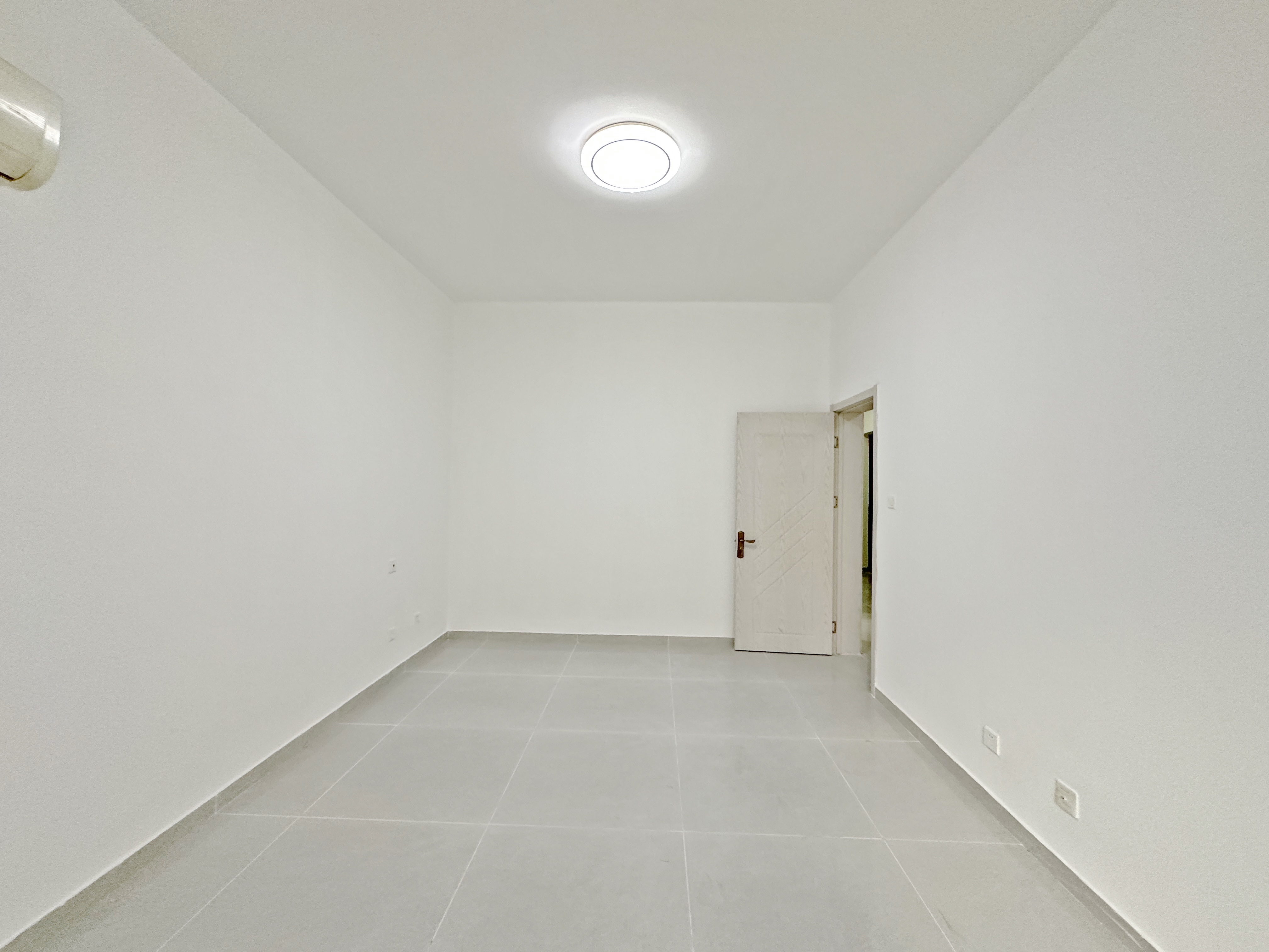 绿地新里卢浮公馆