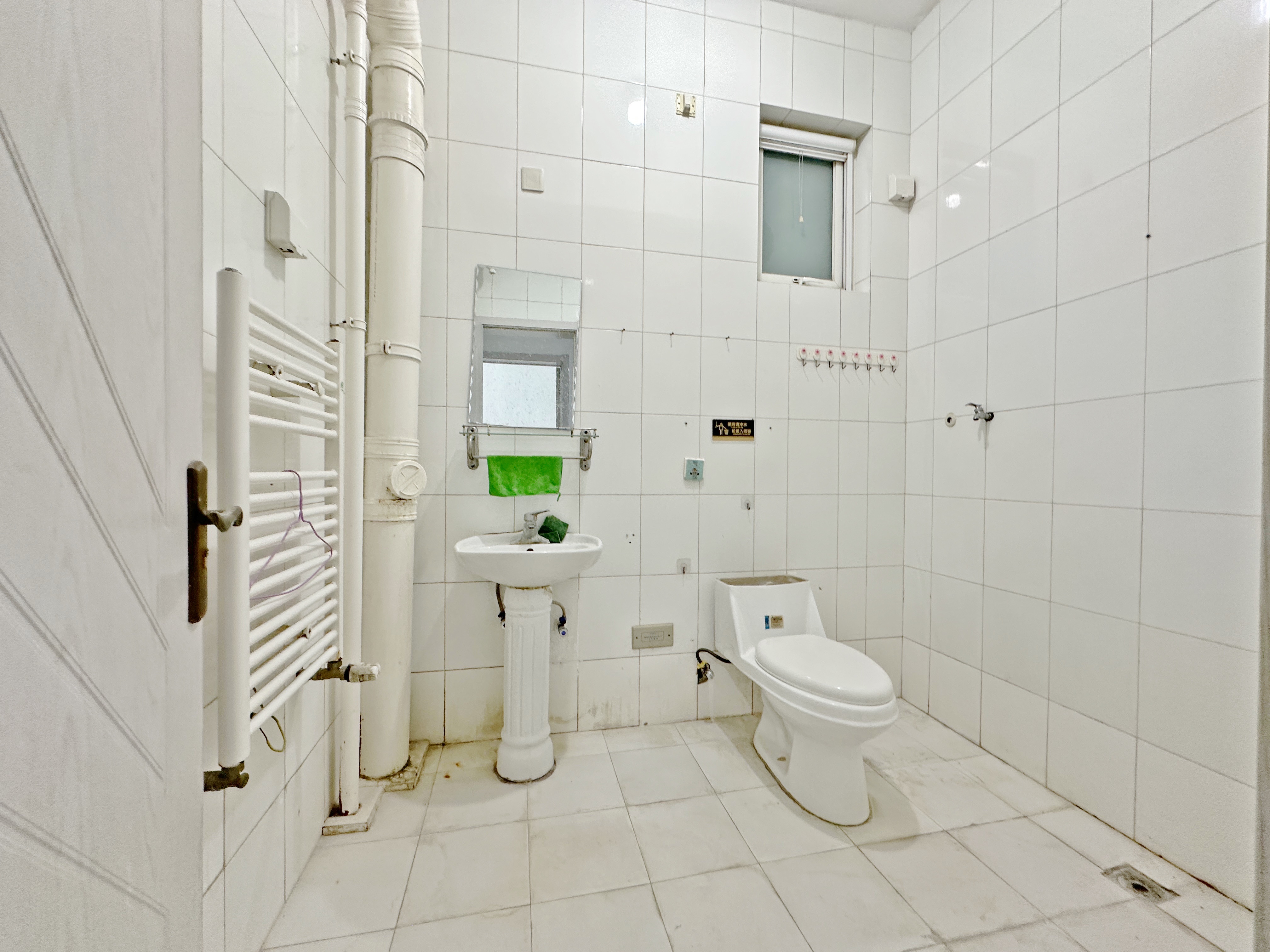 绿地新里卢浮公馆