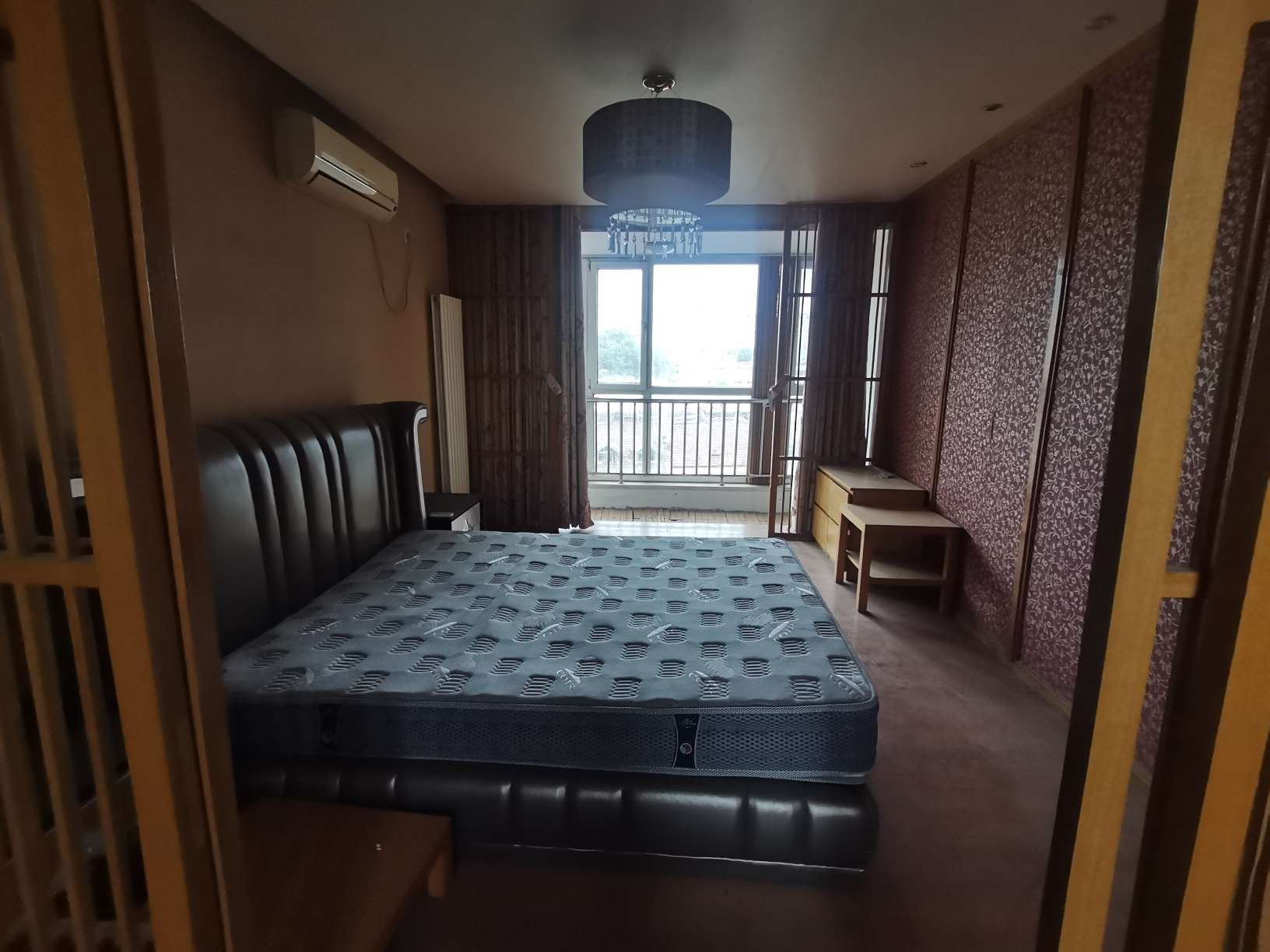 峰景鉴筑