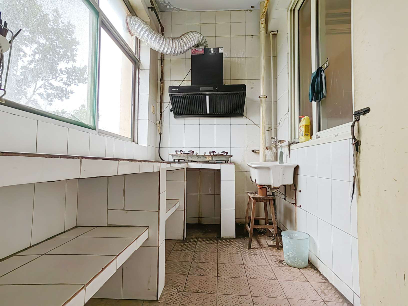 章丘实验二中东宿舍