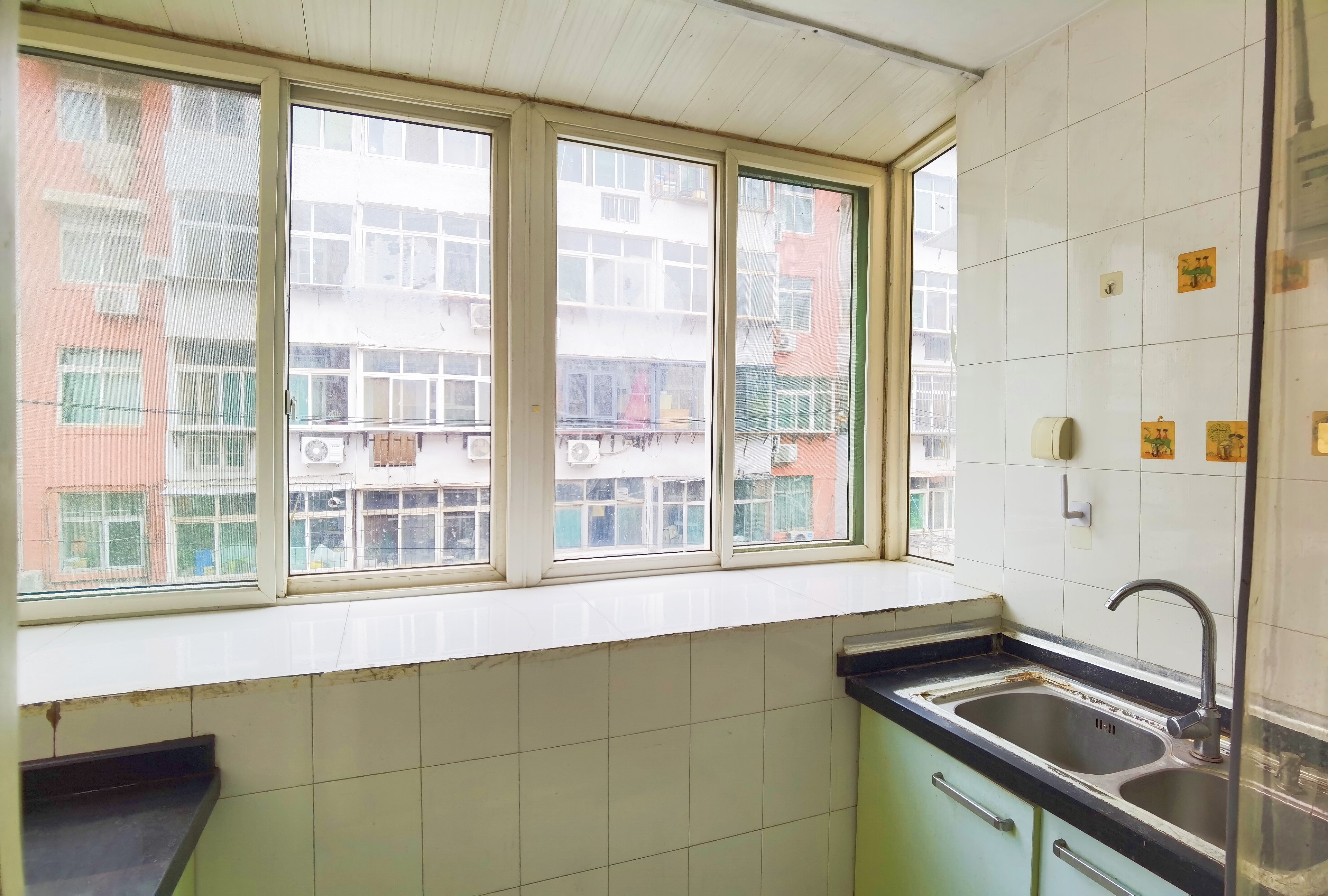 经六路单位宿舍