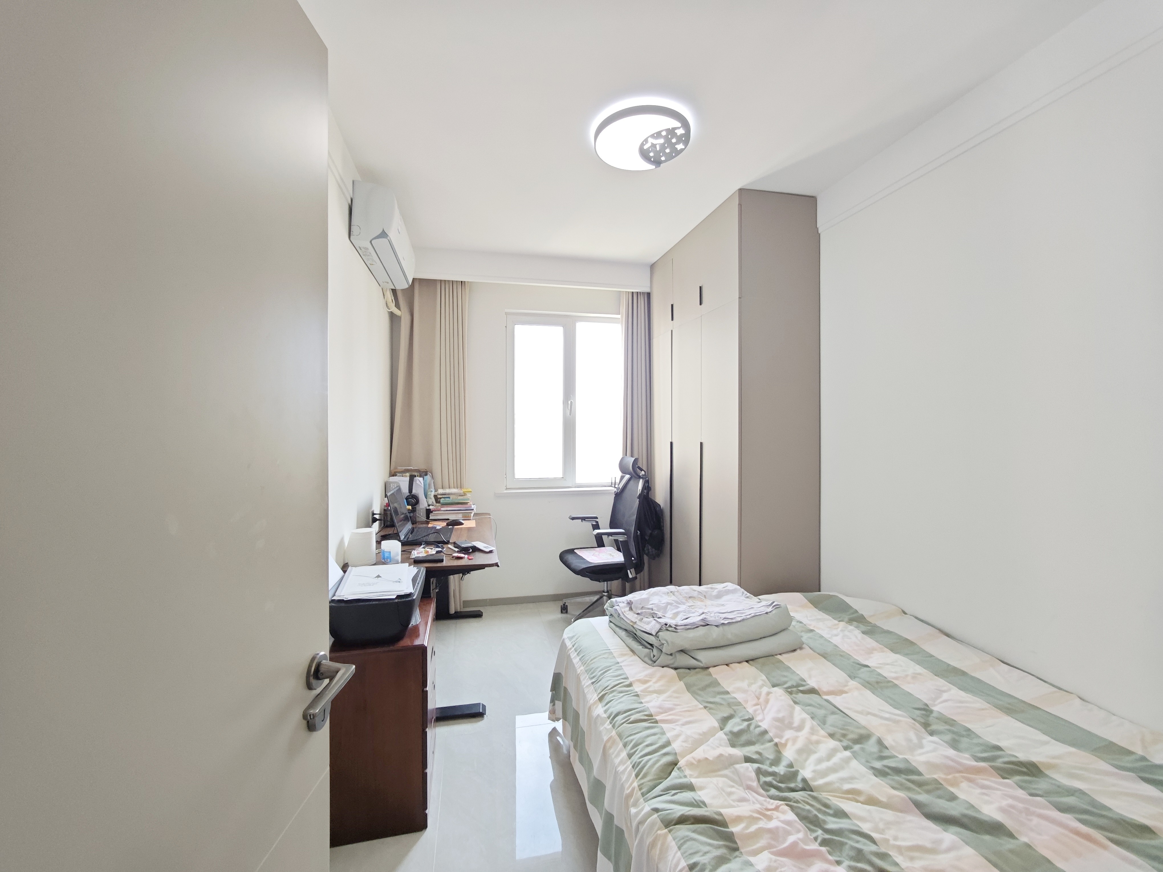 东城逸家逸俊园