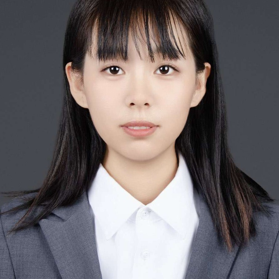 赵田田