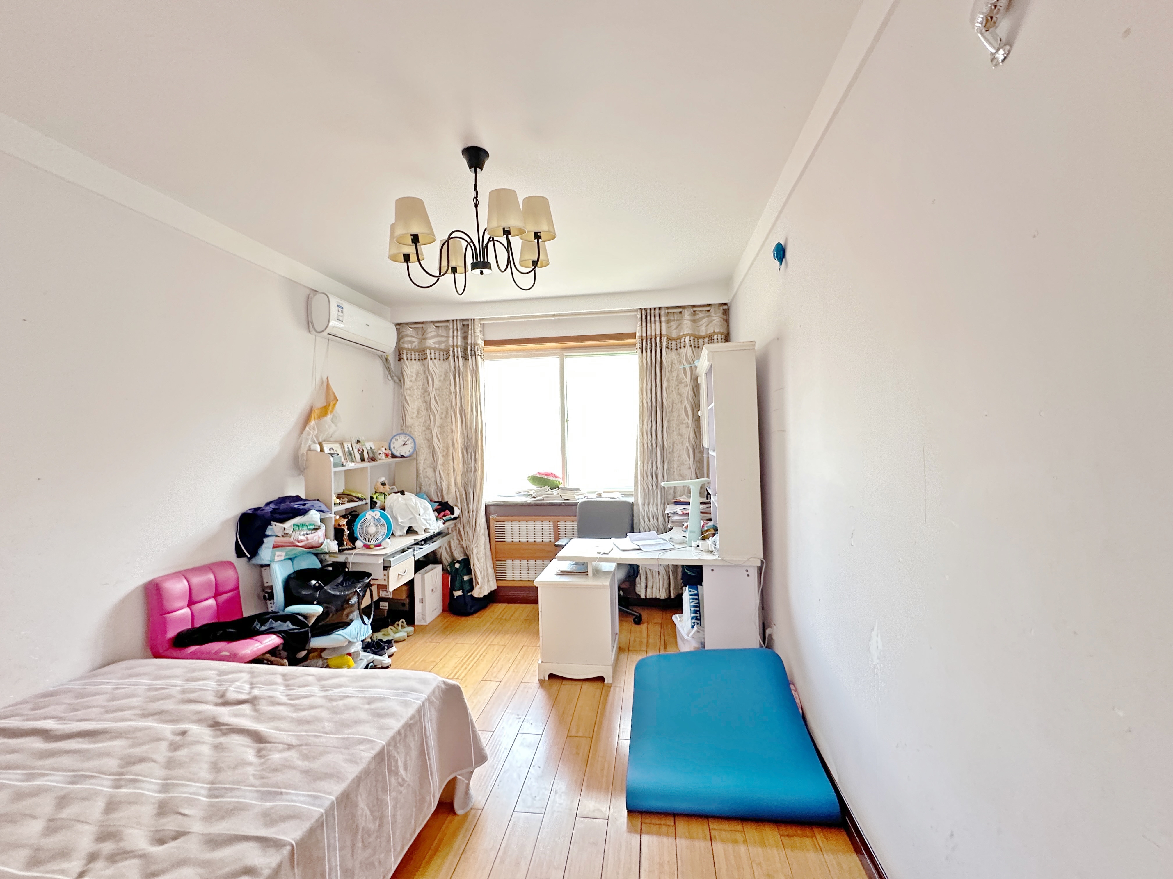 卧龙花园龙和苑