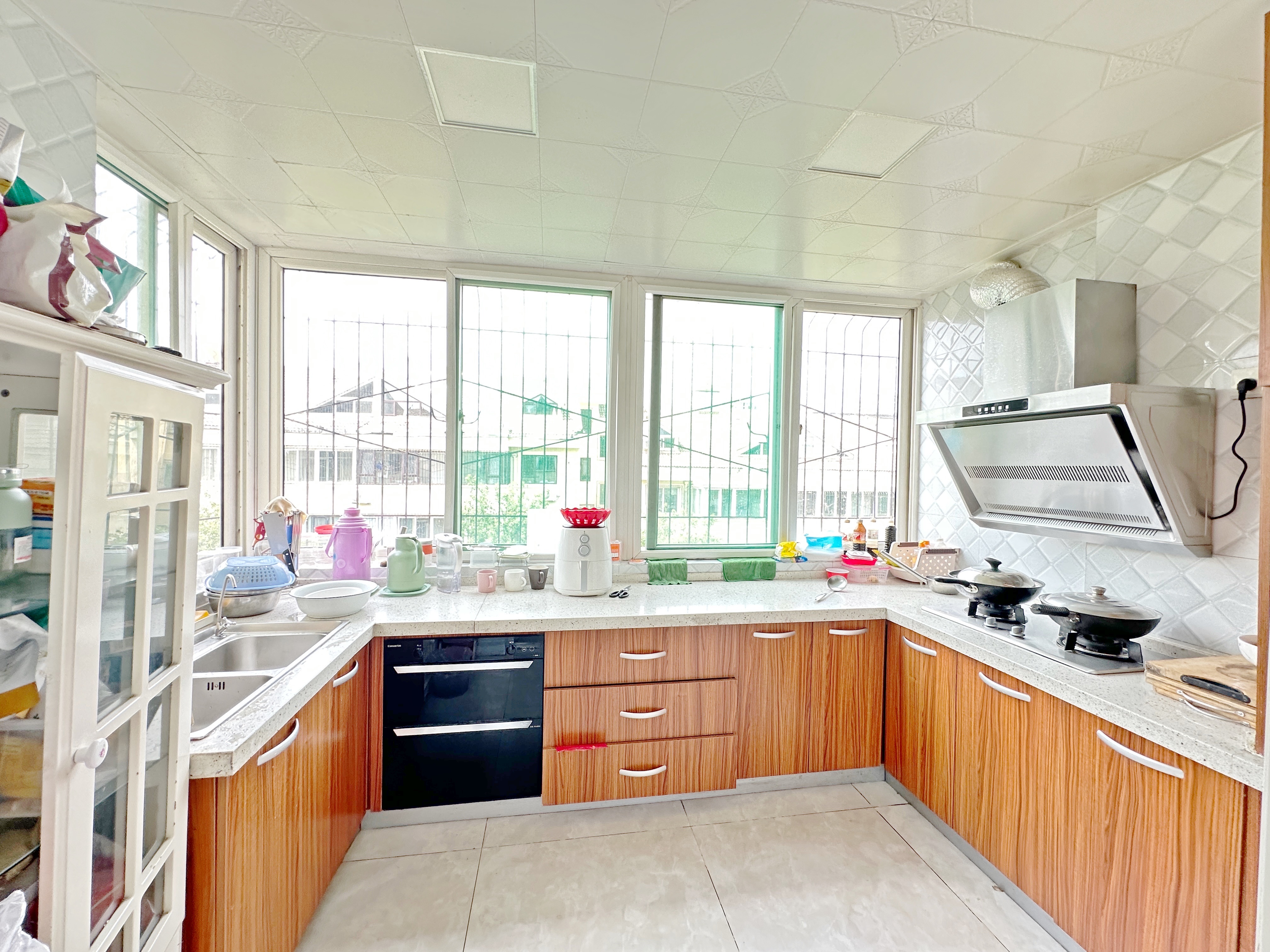 卧龙花园龙和苑