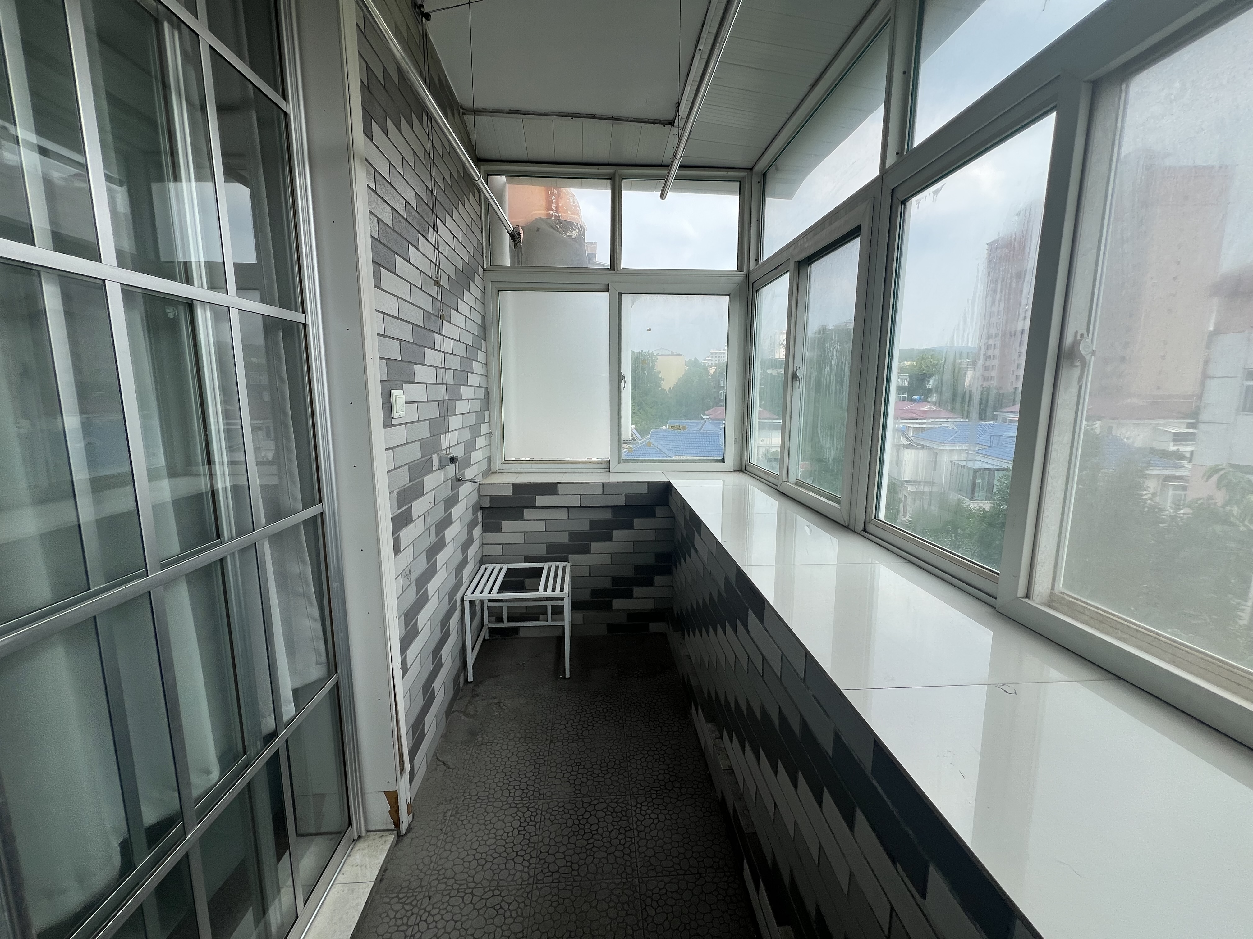 整租·英雄山路44号铁路宿舍