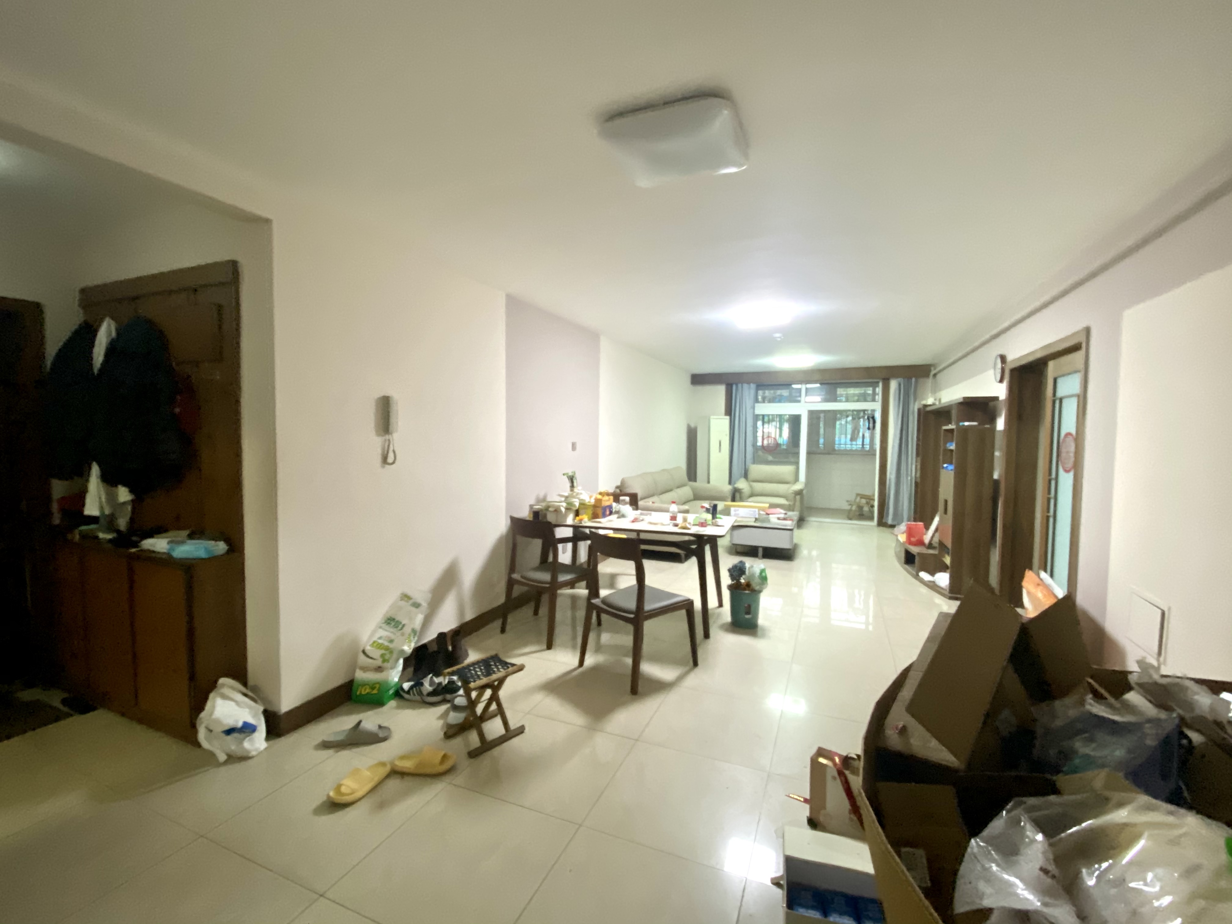 
							山师教工一宿舍