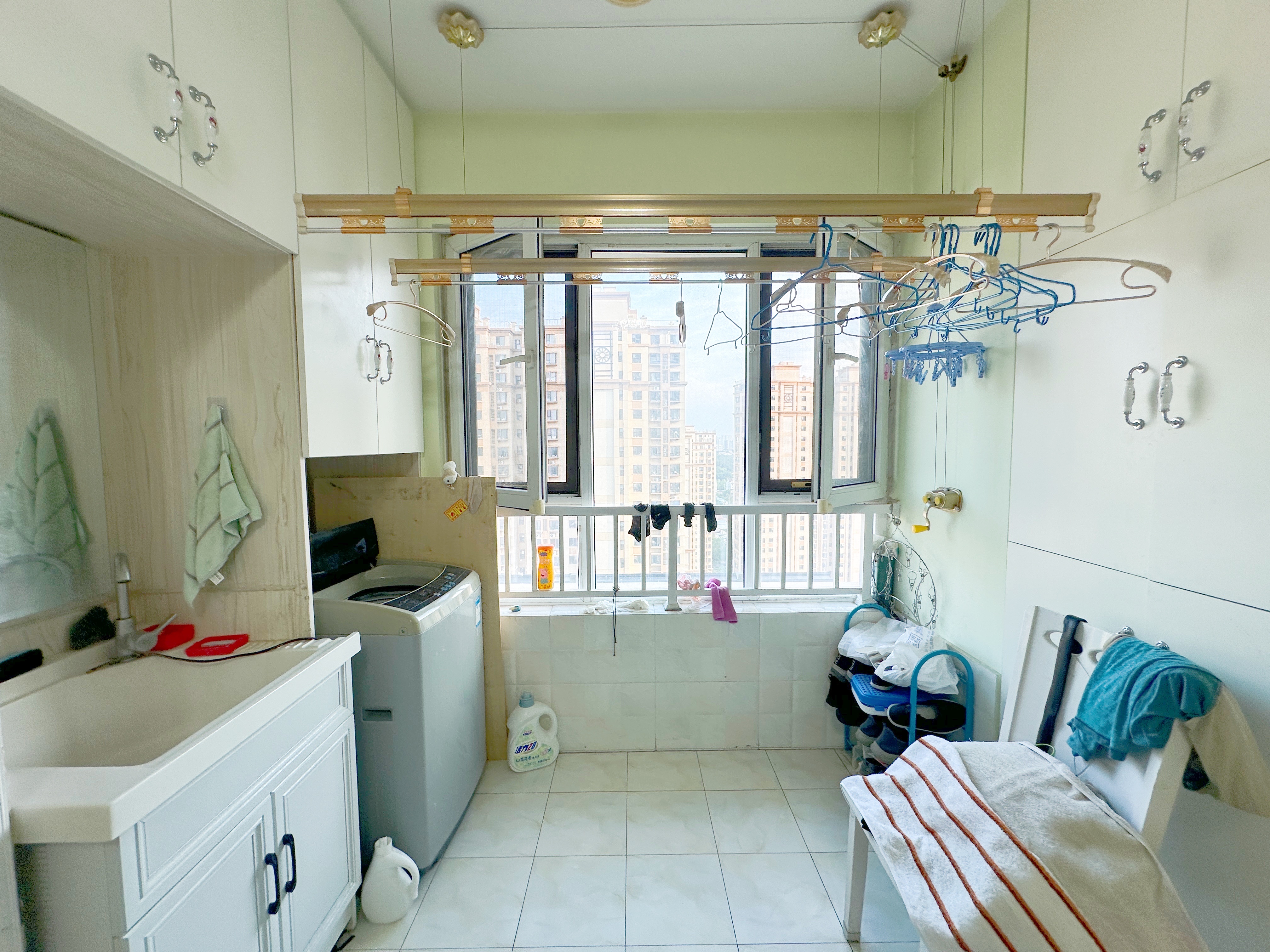 绿地新里梵尔赛公馆