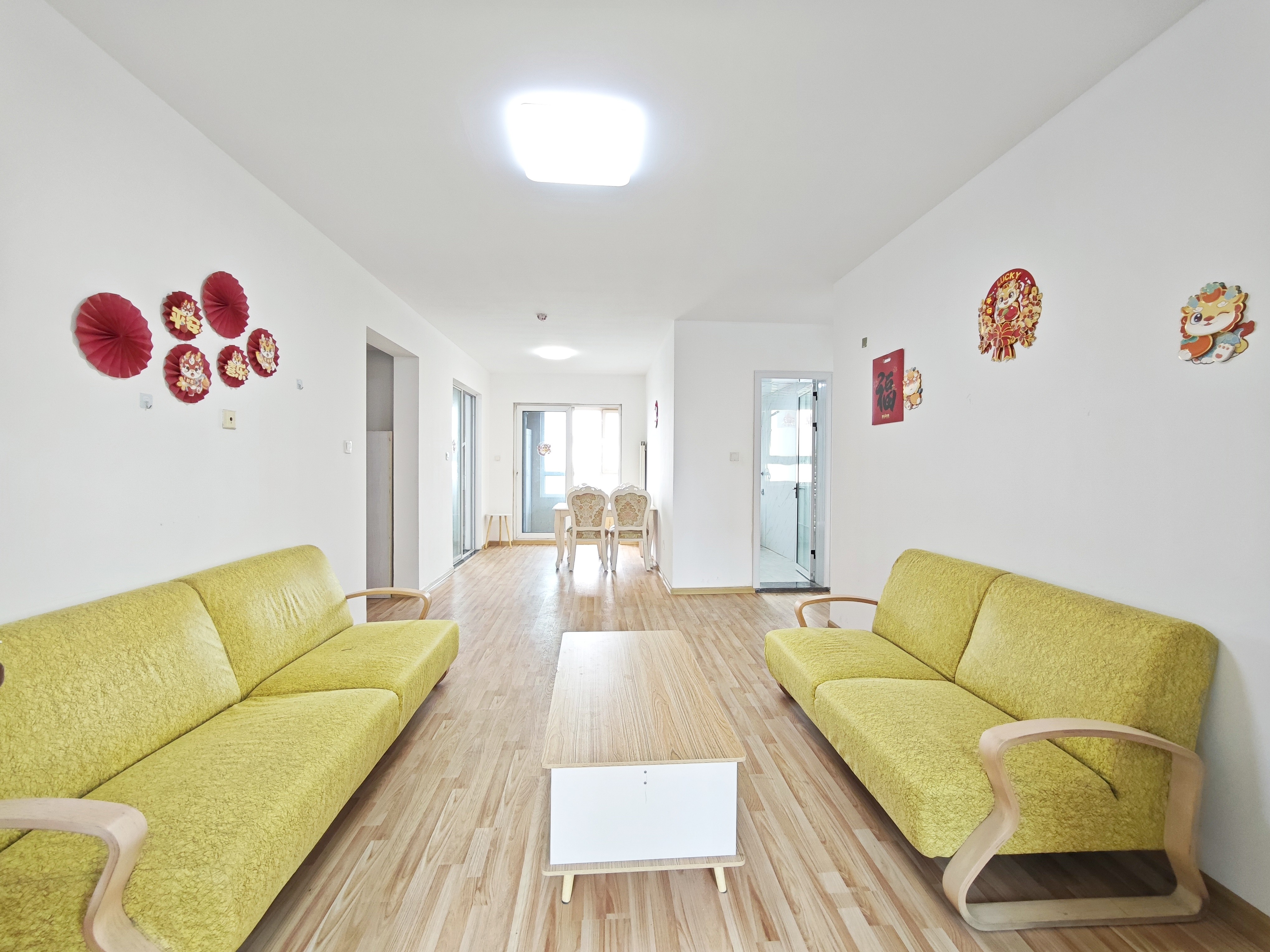  绿地新里香榭丽公馆 南北