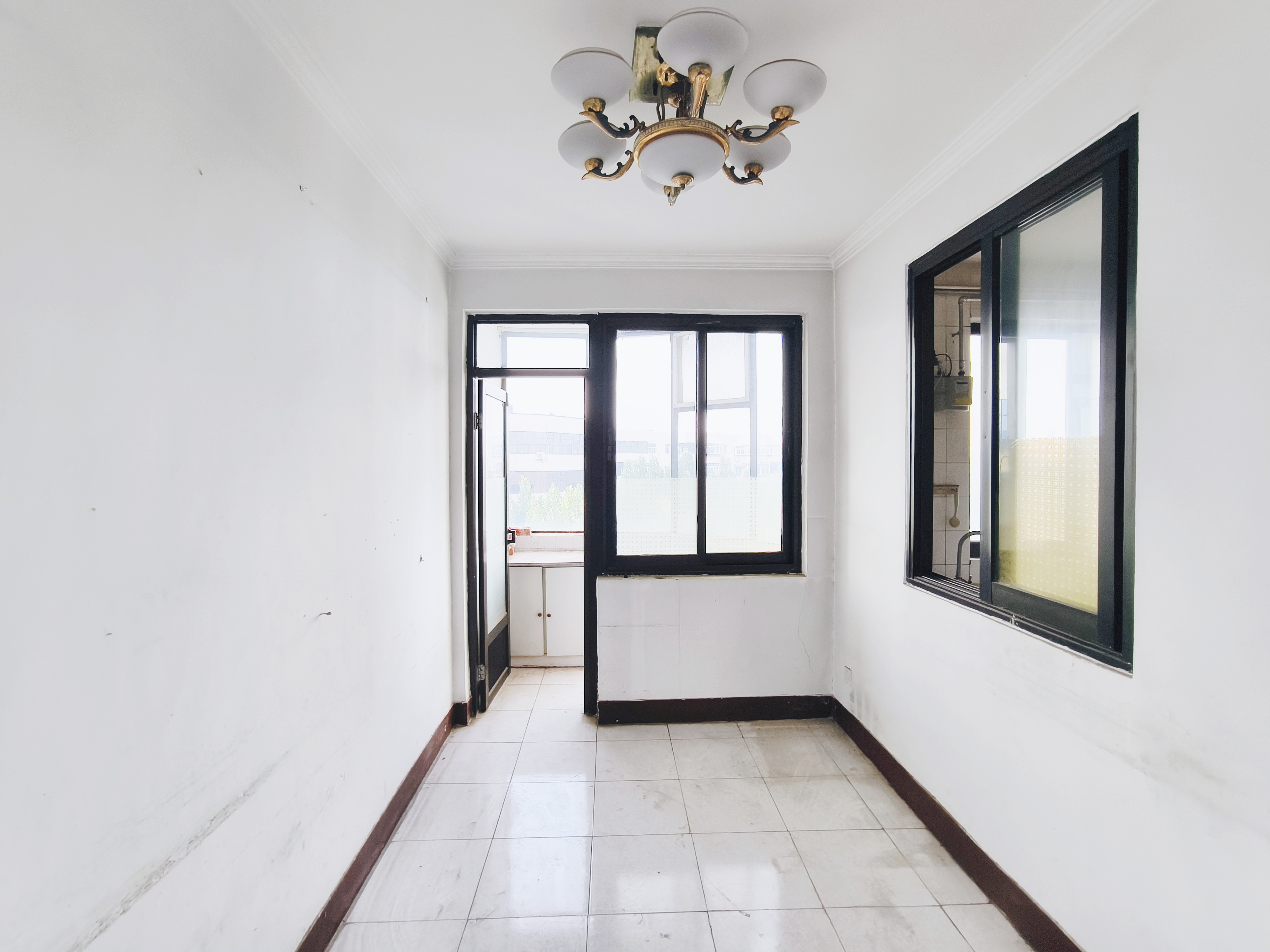 济钢新村中心区