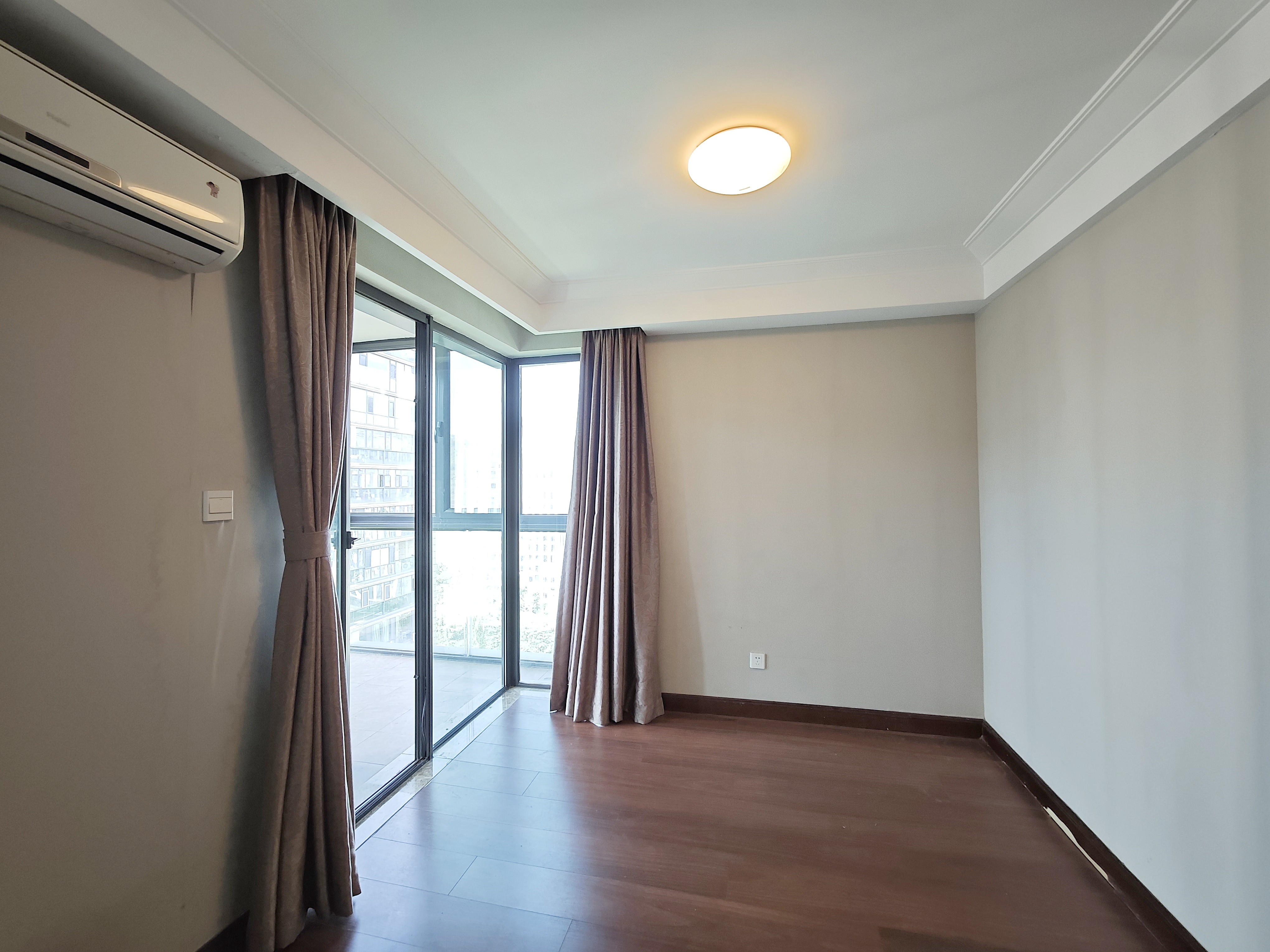 海尔绿城百合园