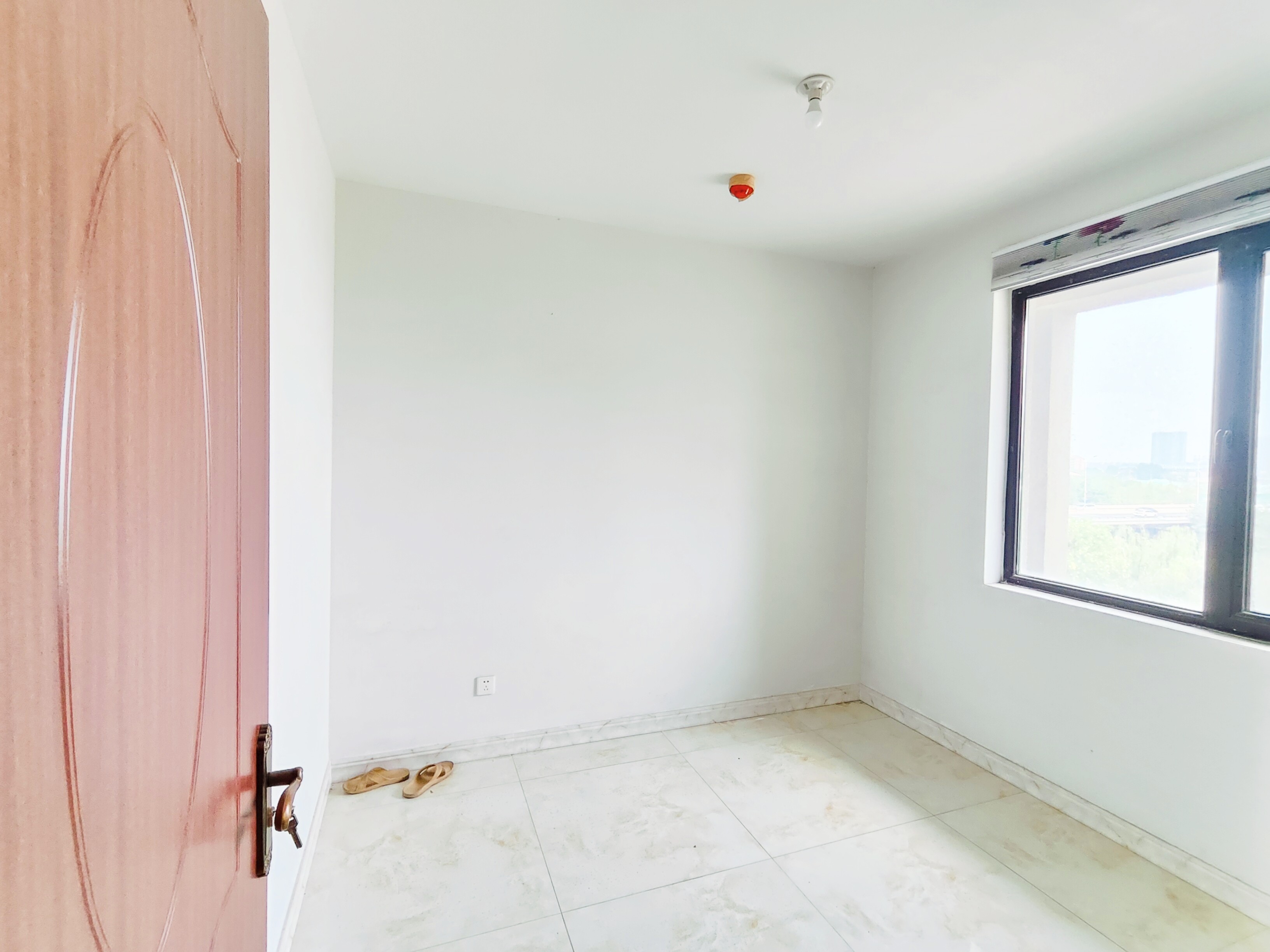 海尔云世界滟澜公馆花园