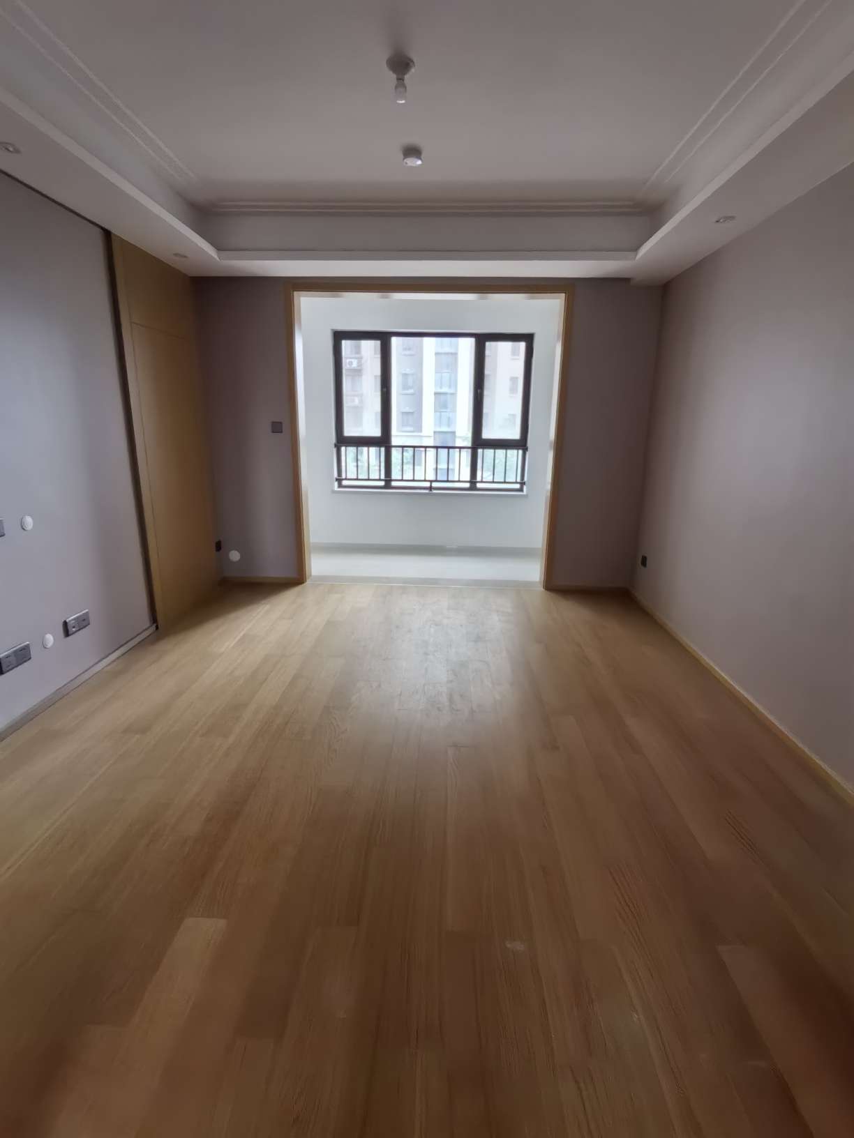 
							中建锦绣首府