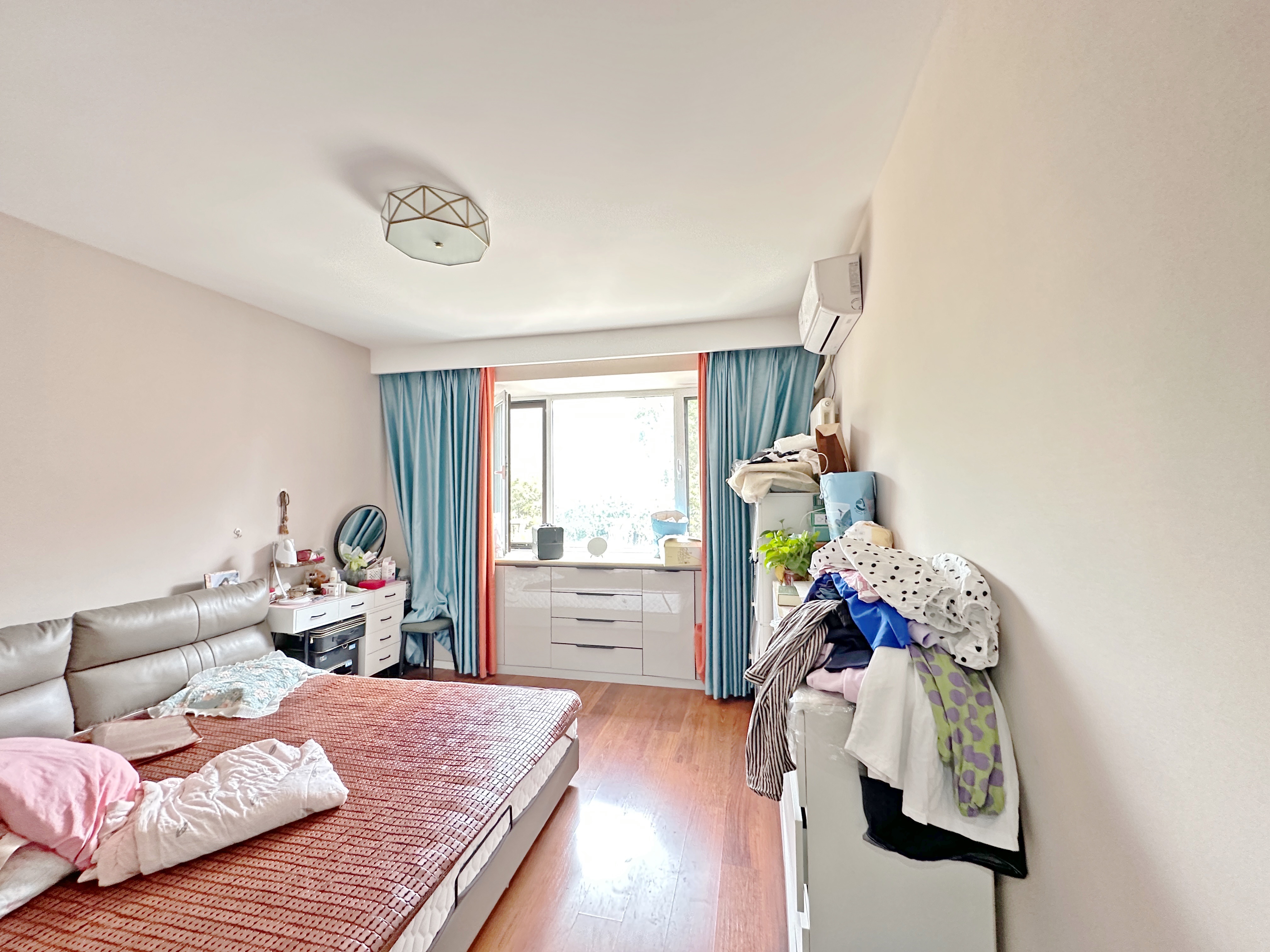 中海国际社区（御峰官邸B4）