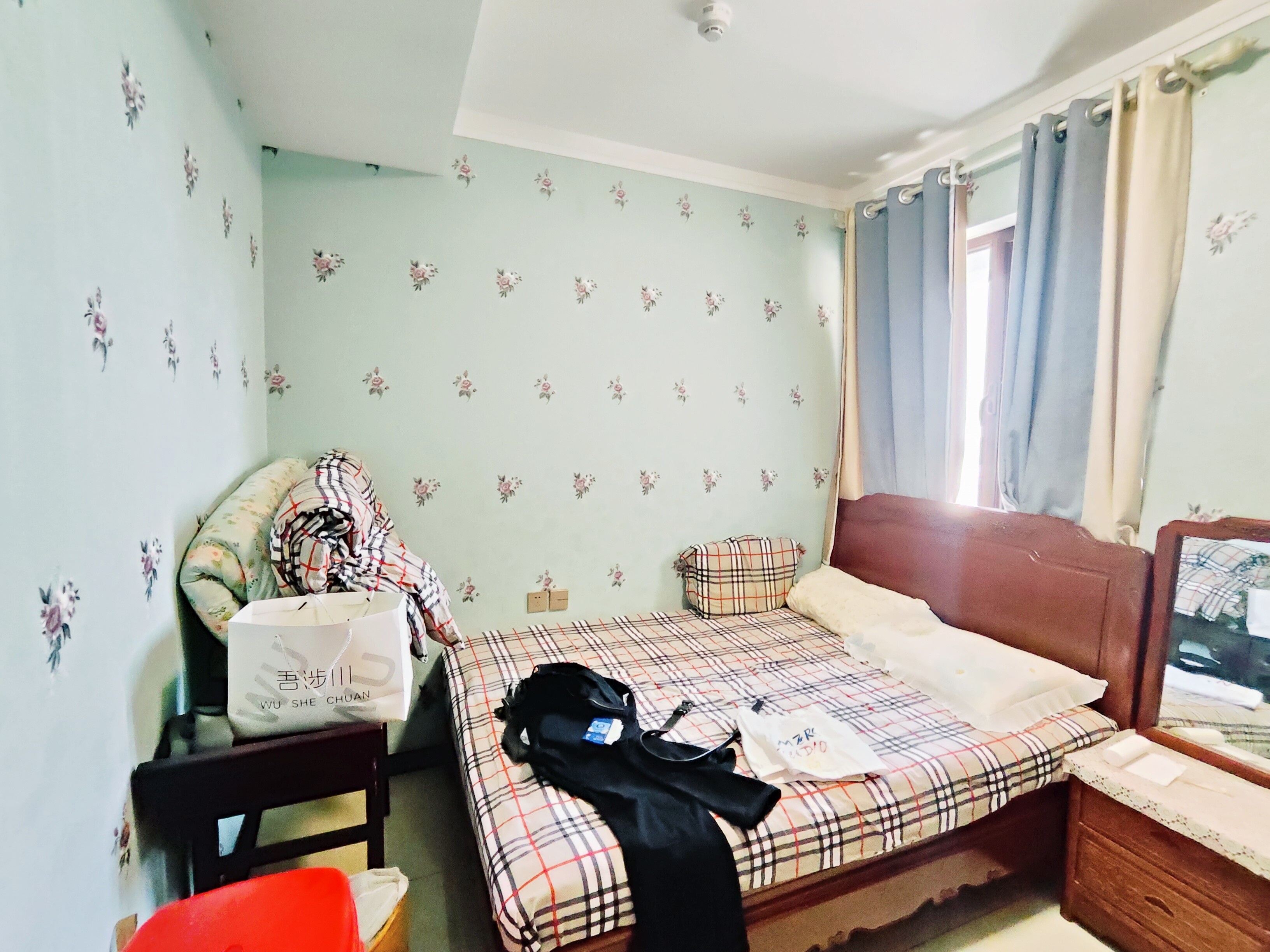 海尔云世界滟澜公馆花园