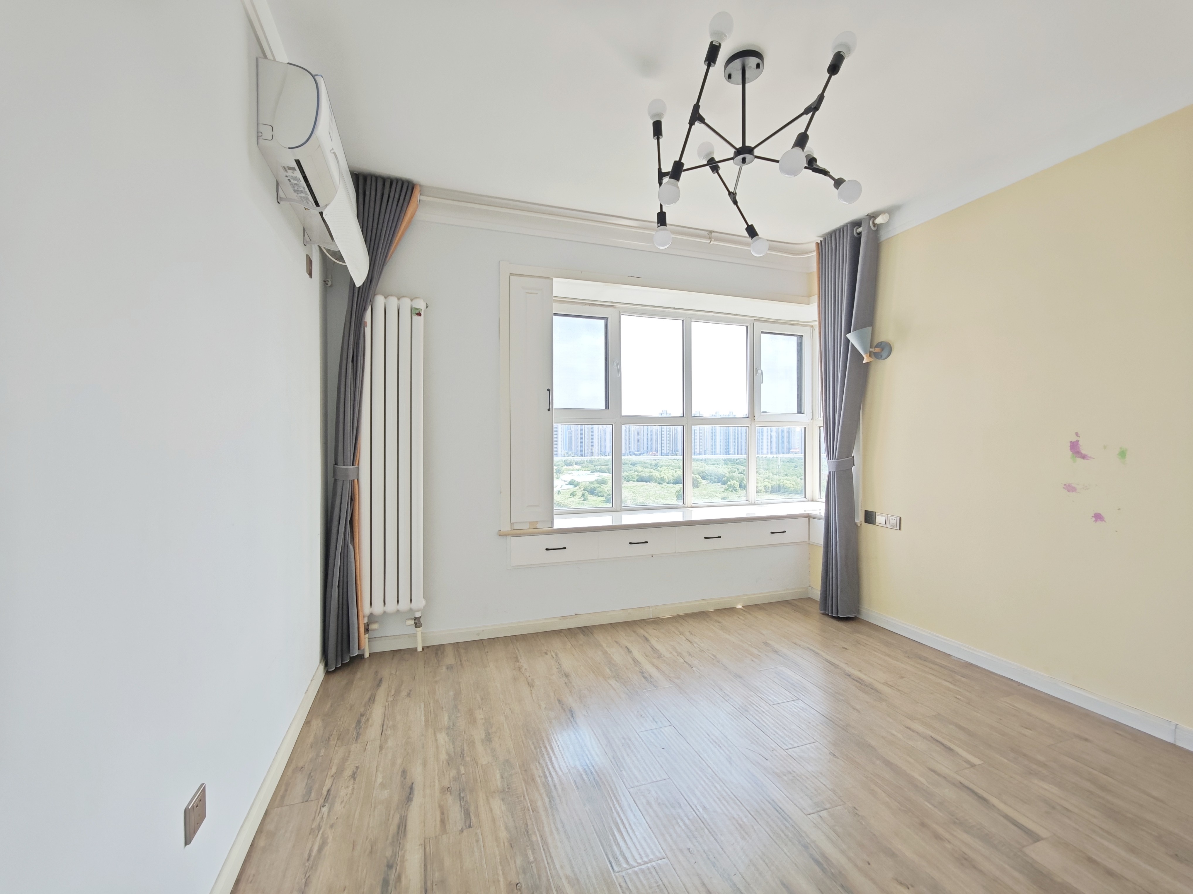 绿地新里香榭丽公馆