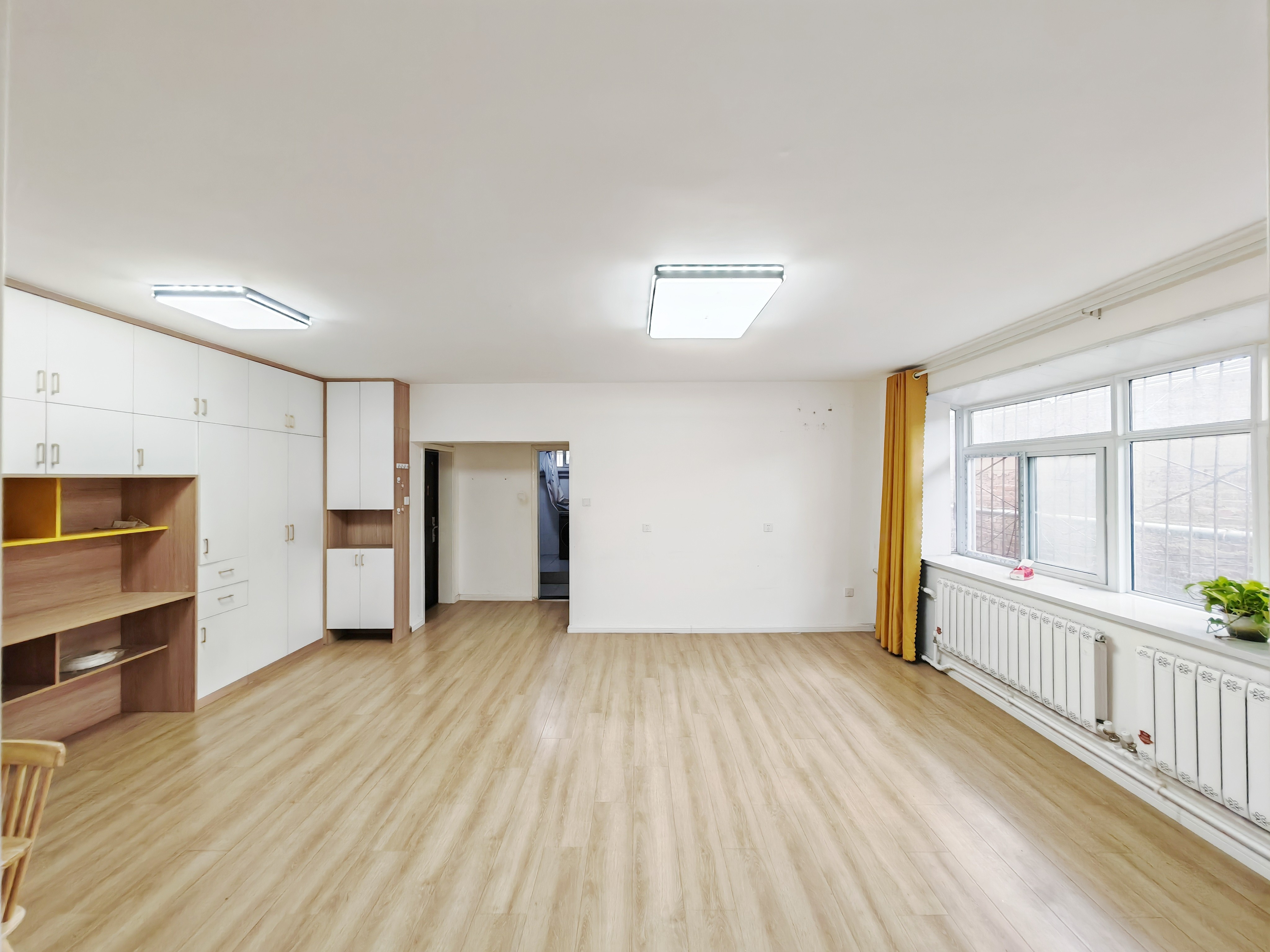 洪家楼西路82号