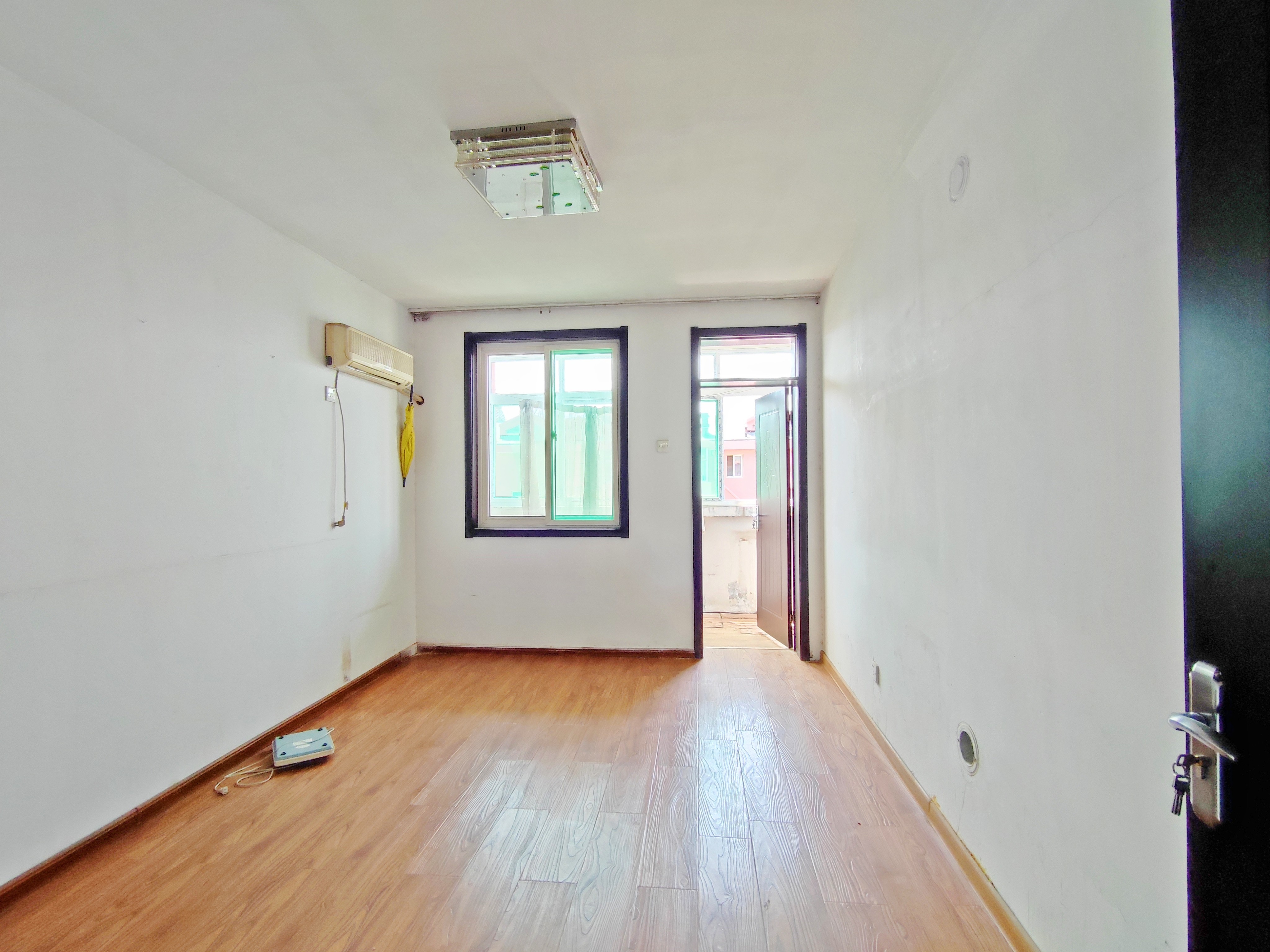 白马山铁路新村