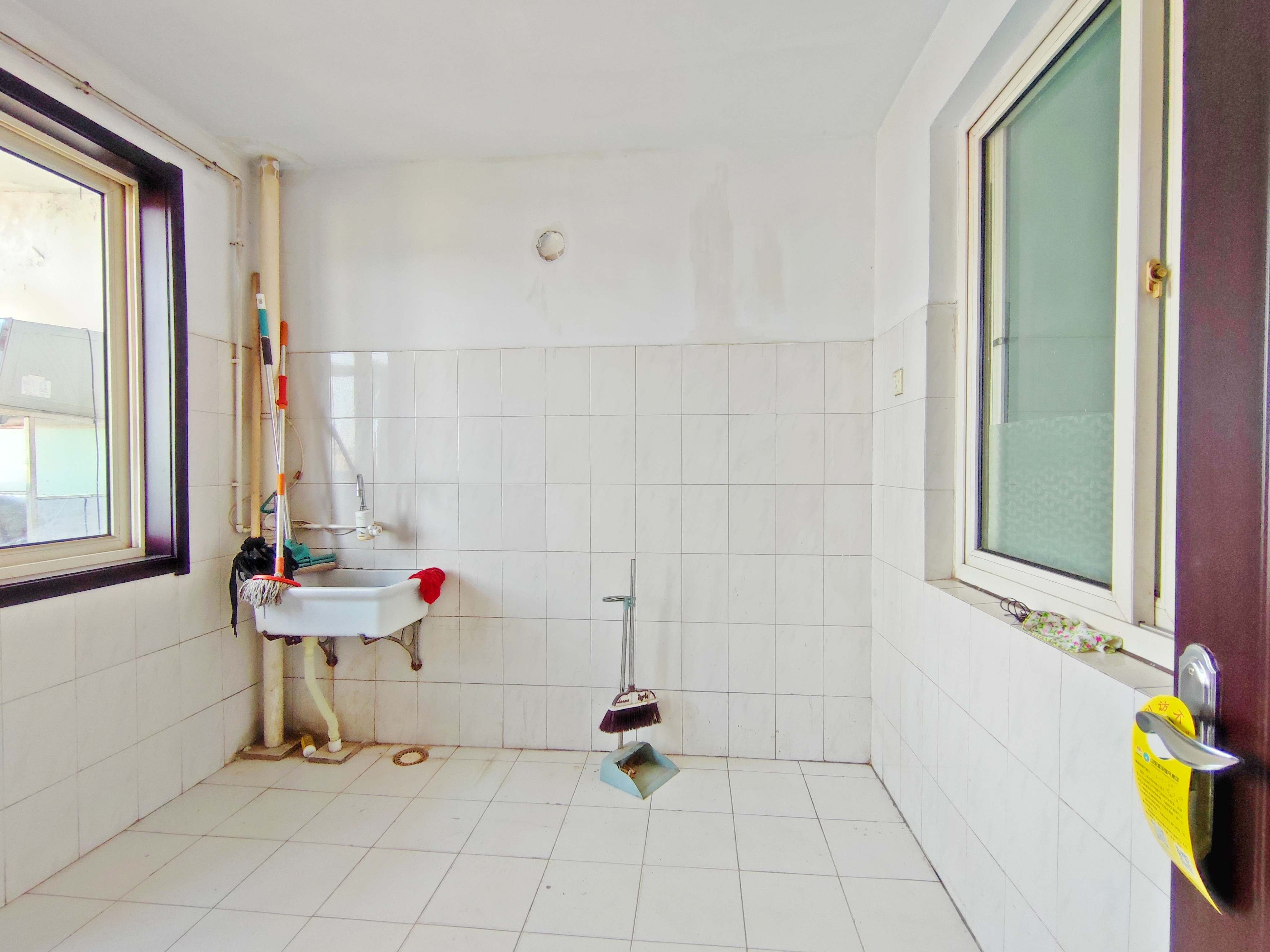 白马山铁路新村