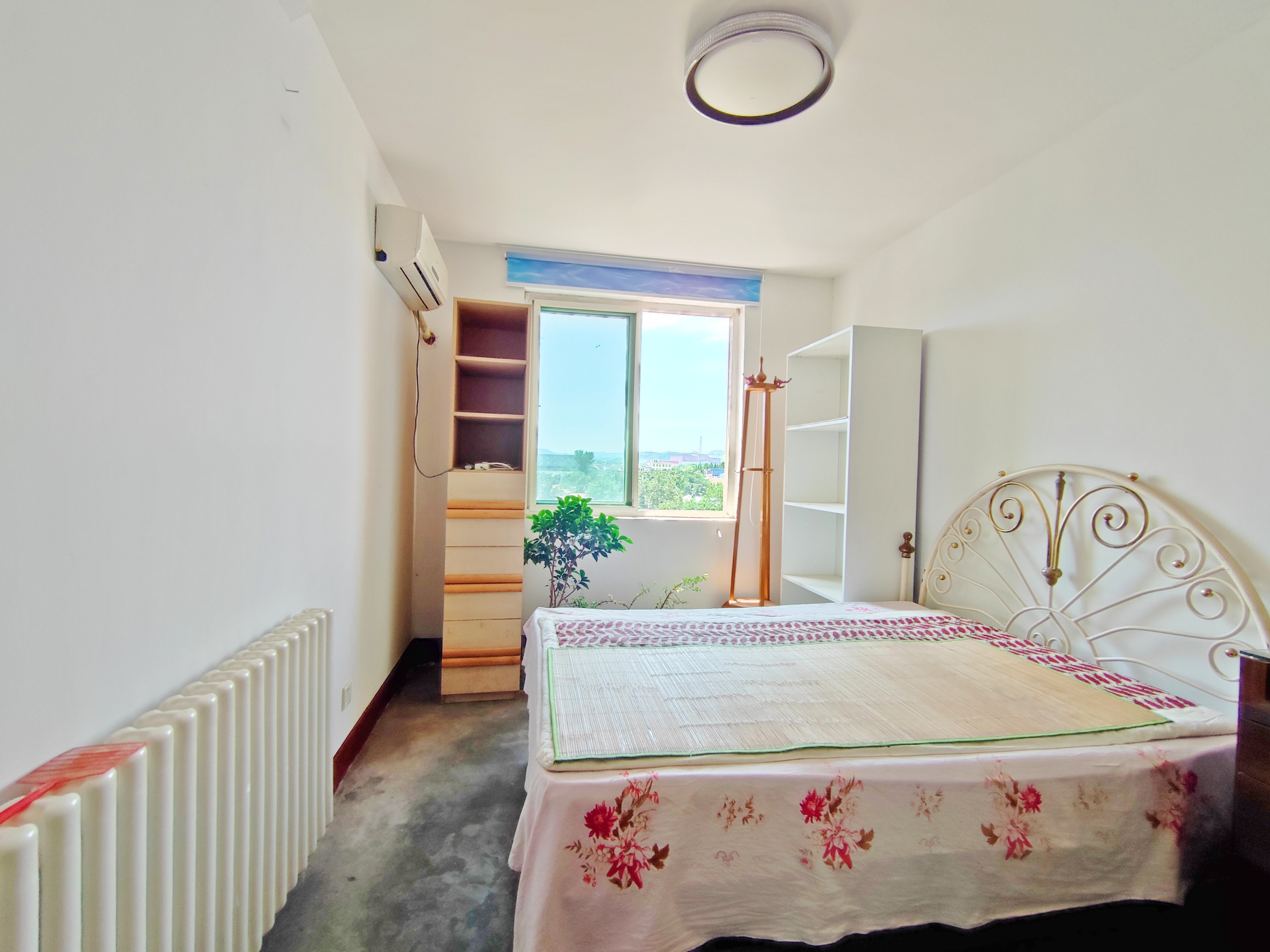 白马山铁路新村