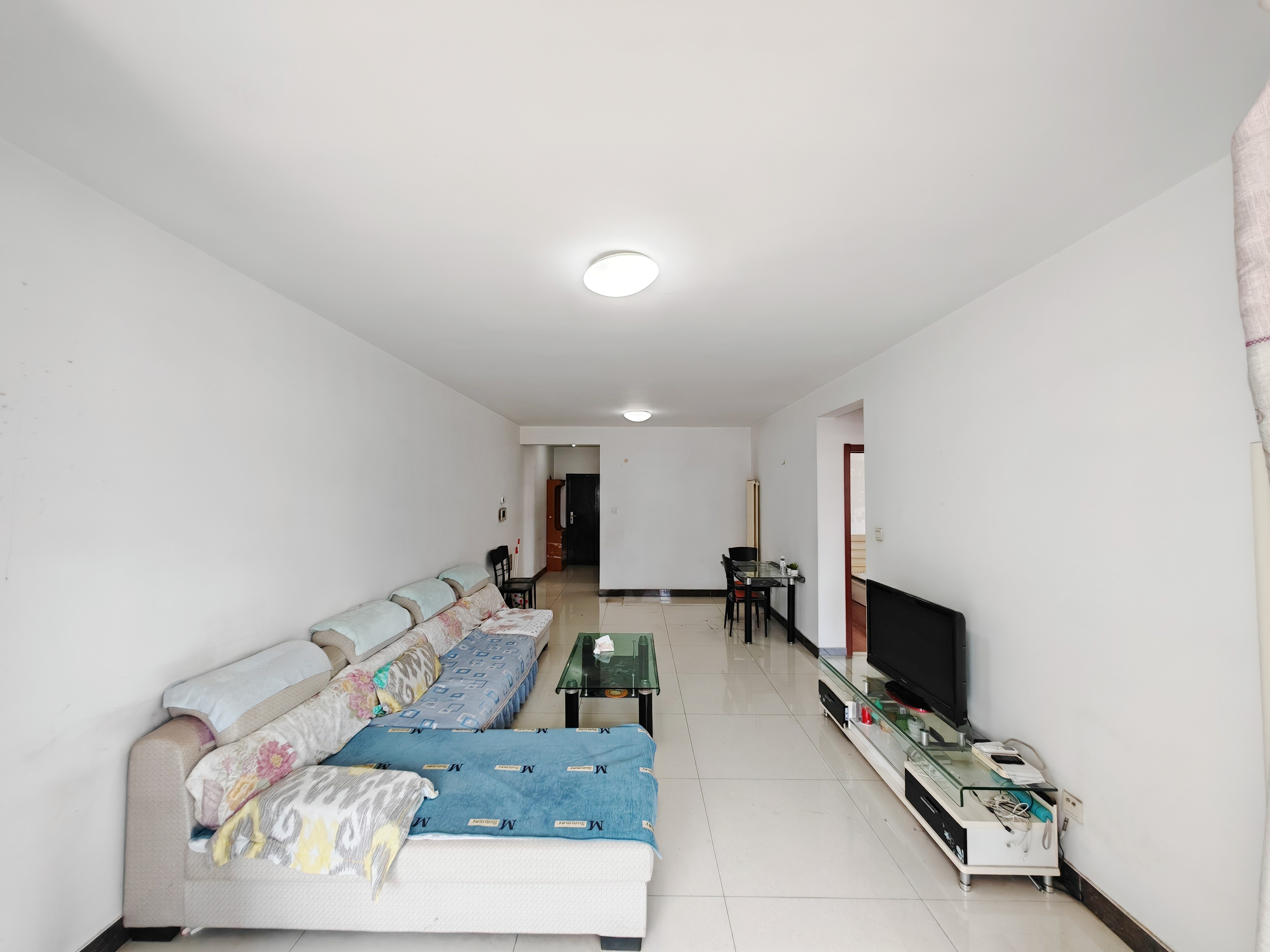  新出！金地佳苑小高，两室两厅带地下室，诚意出售，有钥匙