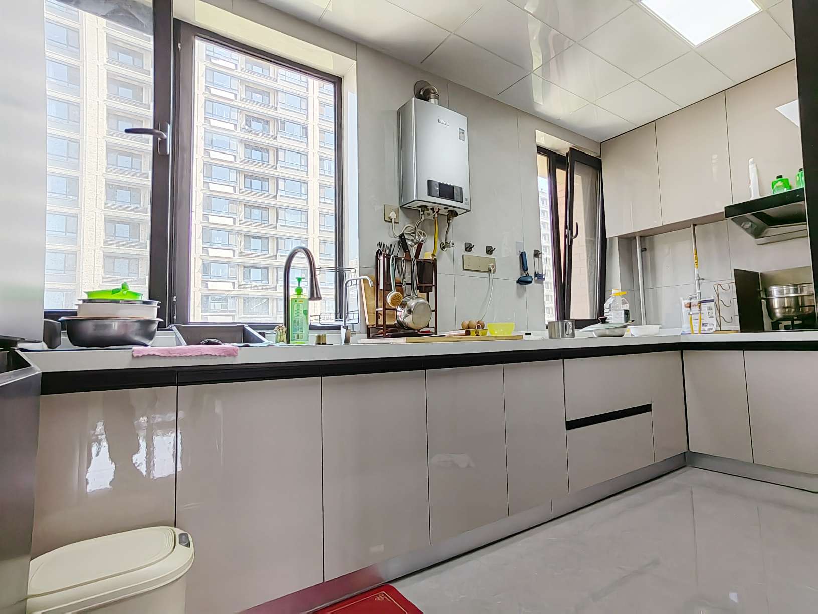 中康绿城百合花园