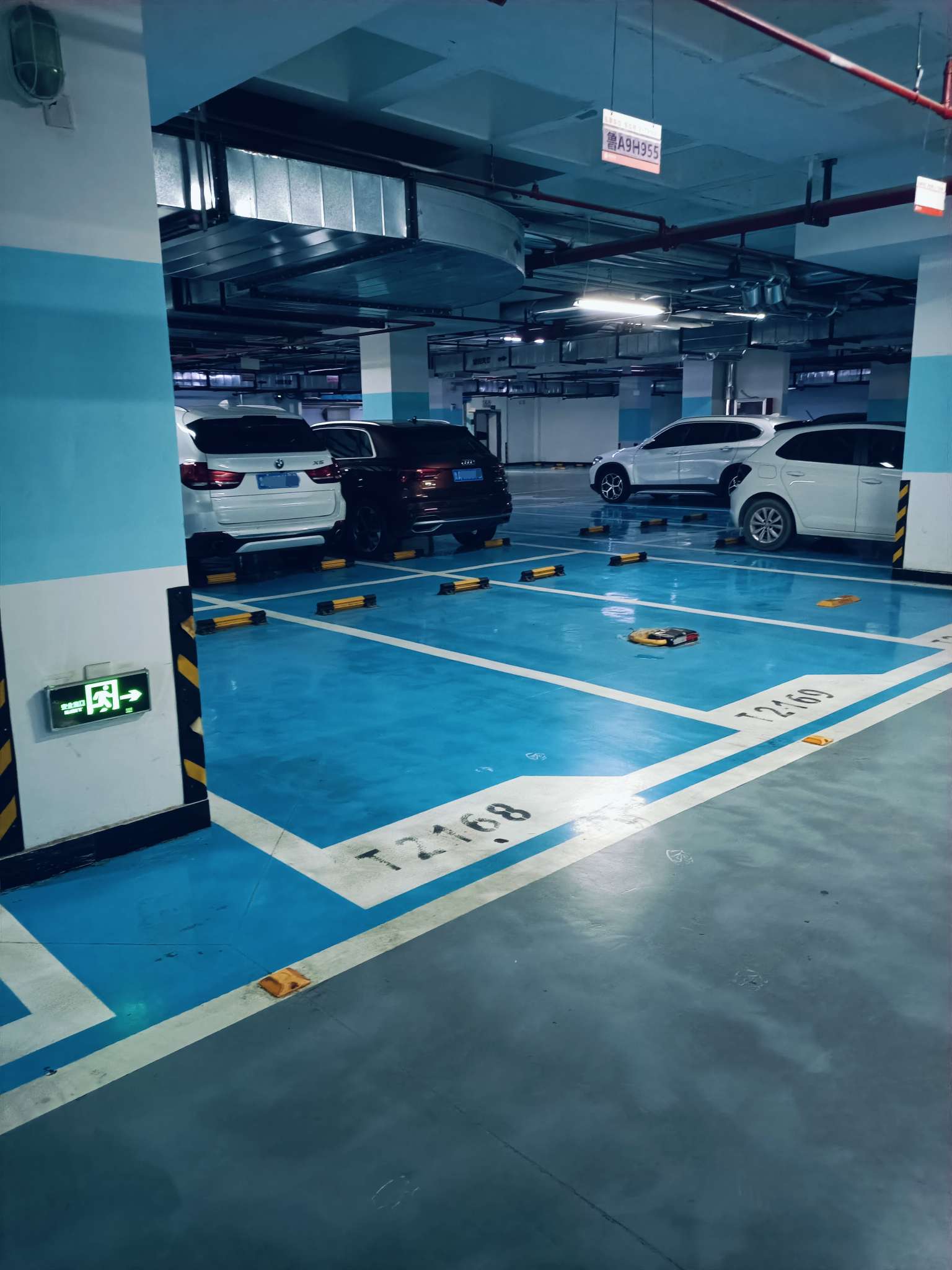  鲁能领秀城车位商铺 南北