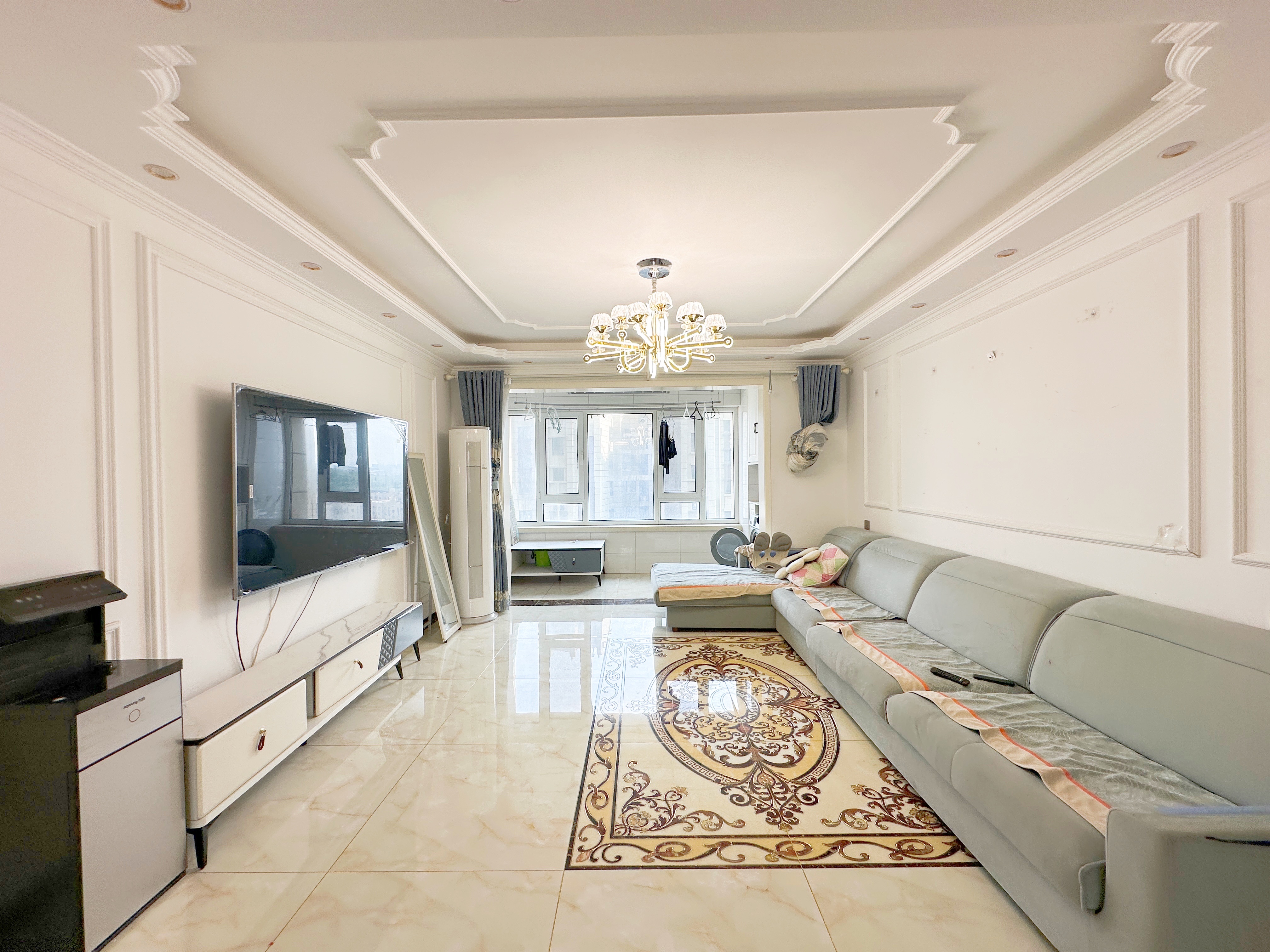  荣盛花语馨苑 南北