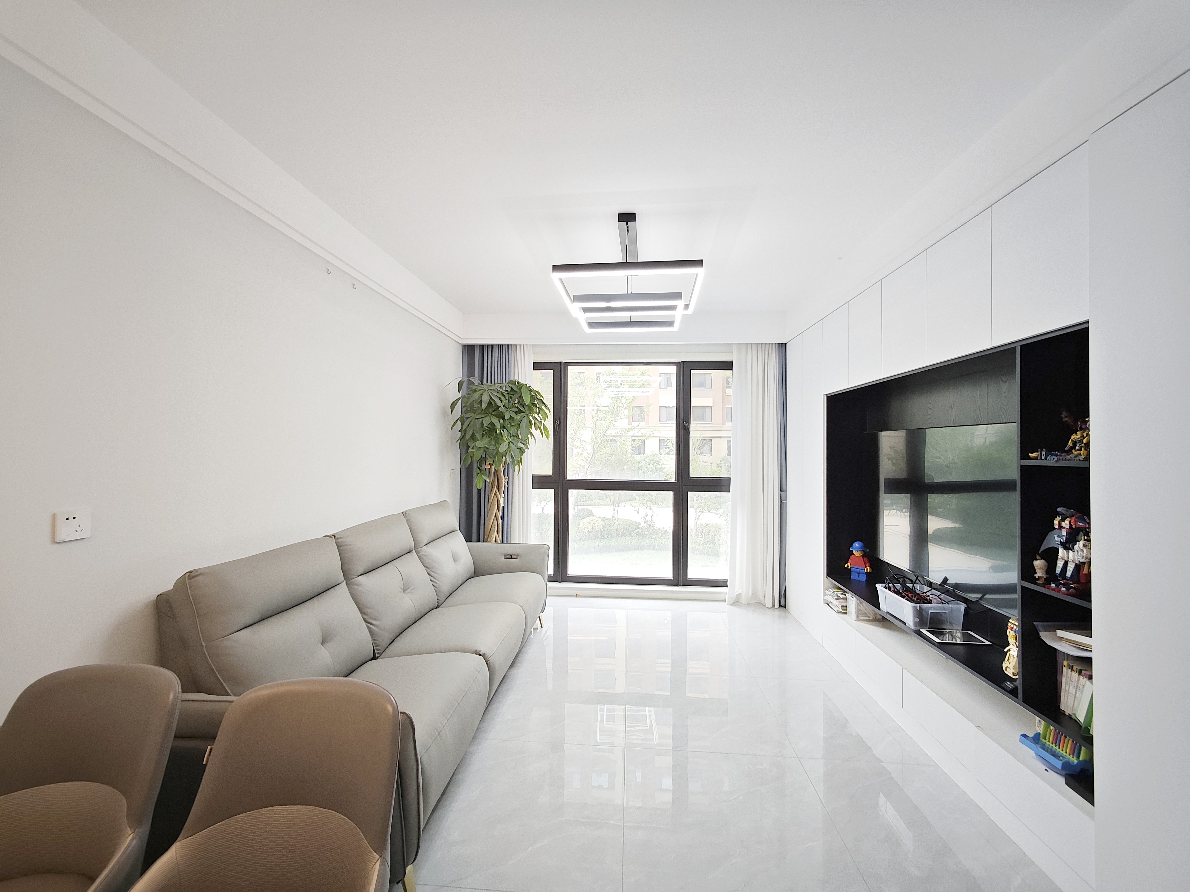  高新绿城玉兰花园 南