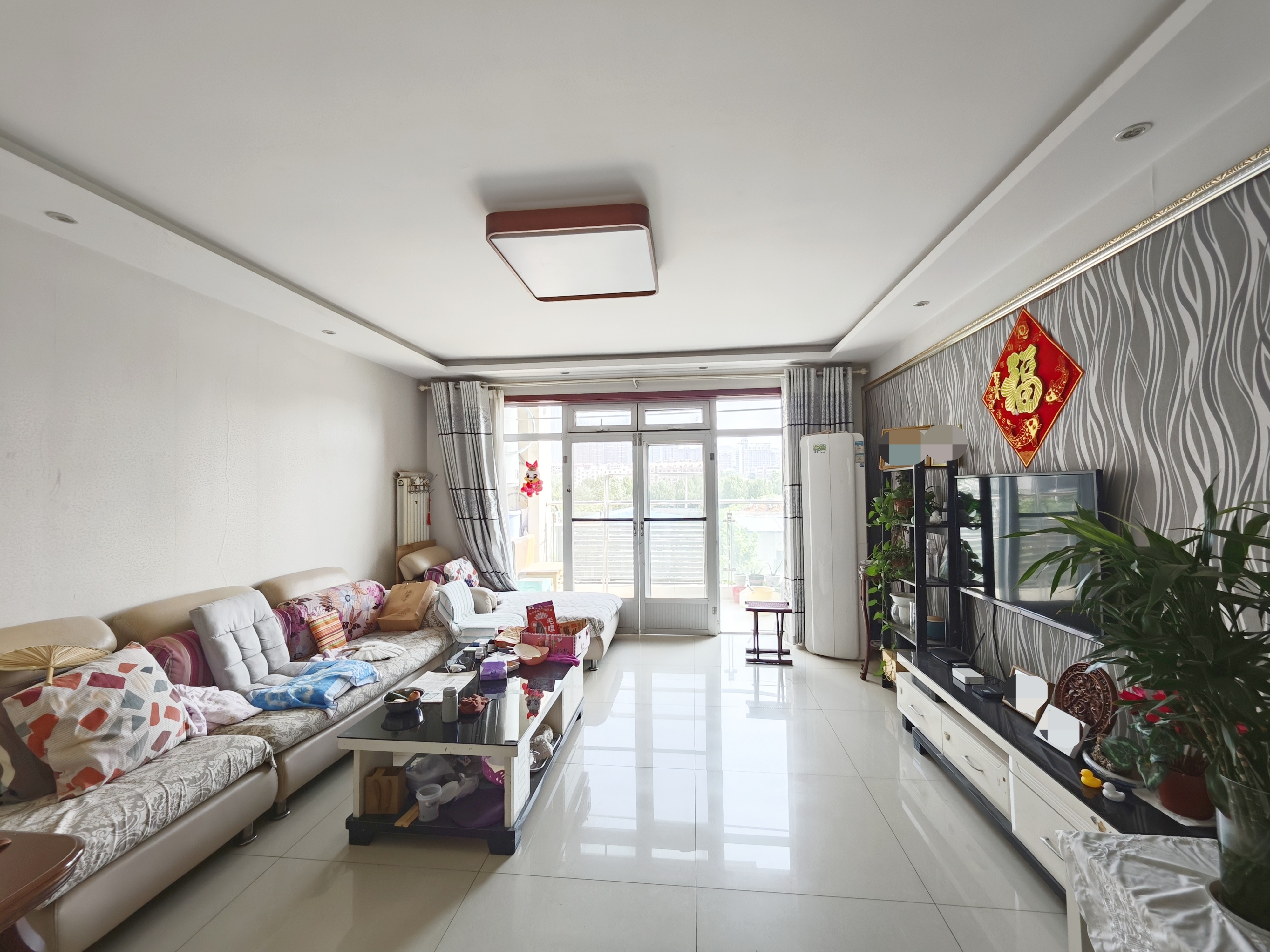  鲍德现代逸城 南北