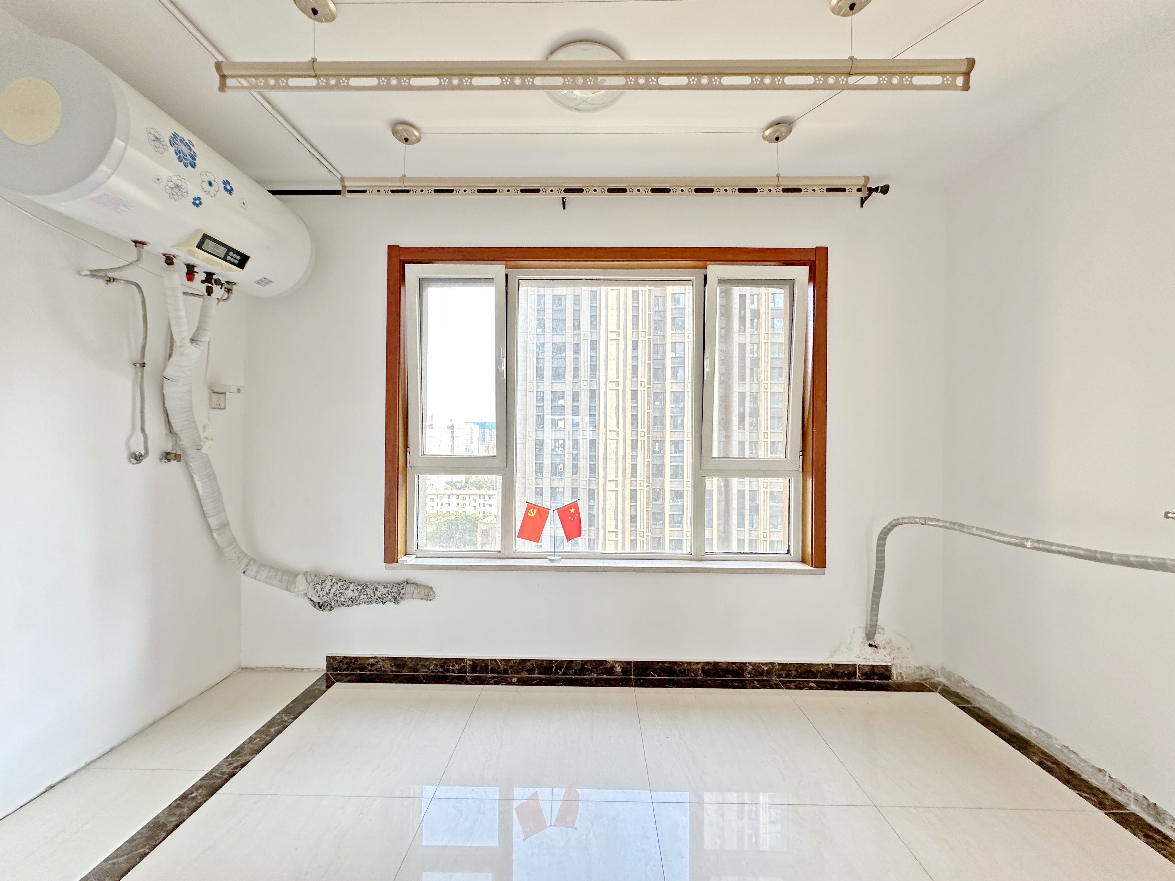 绿地新里卢浮公馆