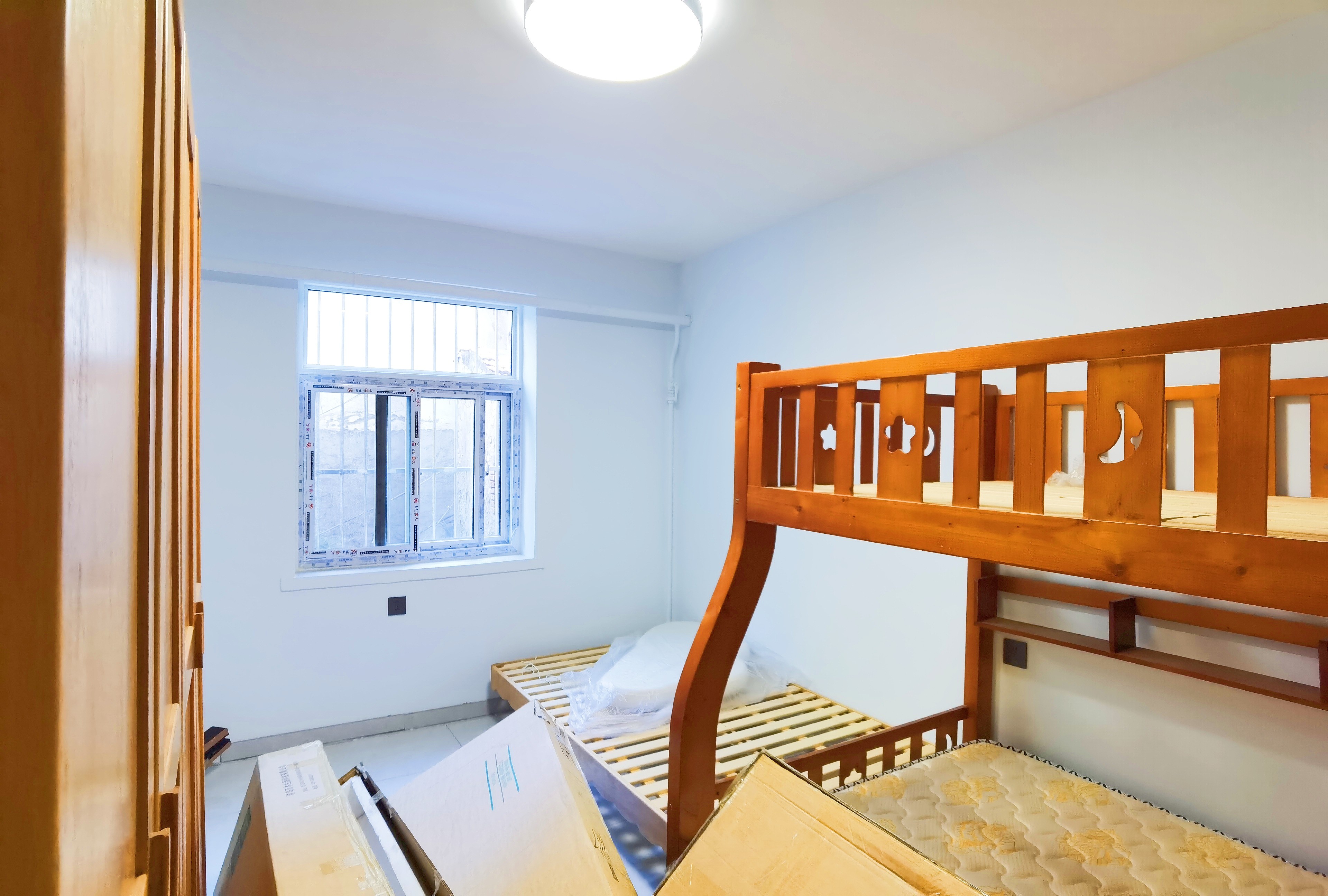 建国小经五路单位宿舍