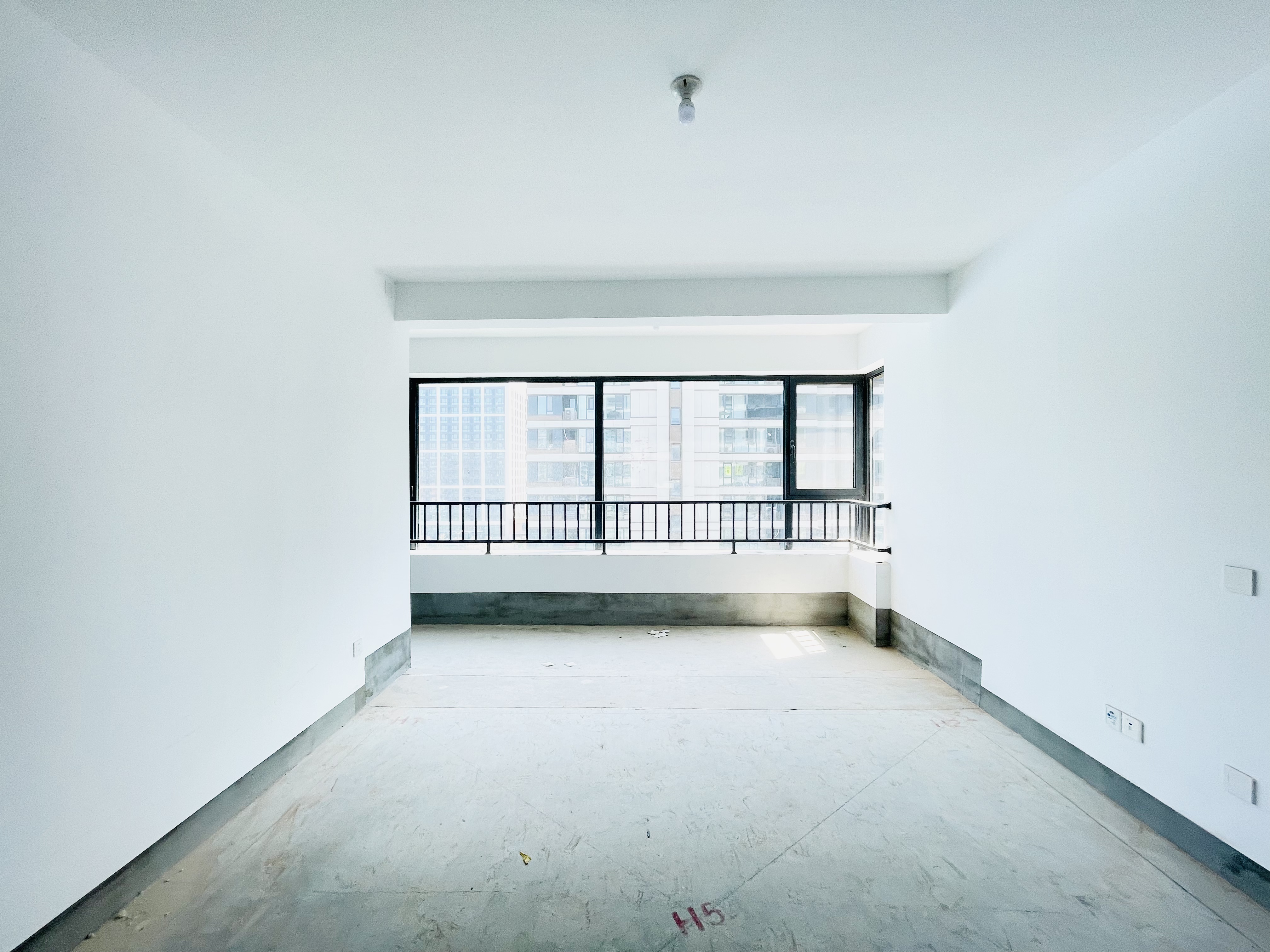  中建星光城市 南北