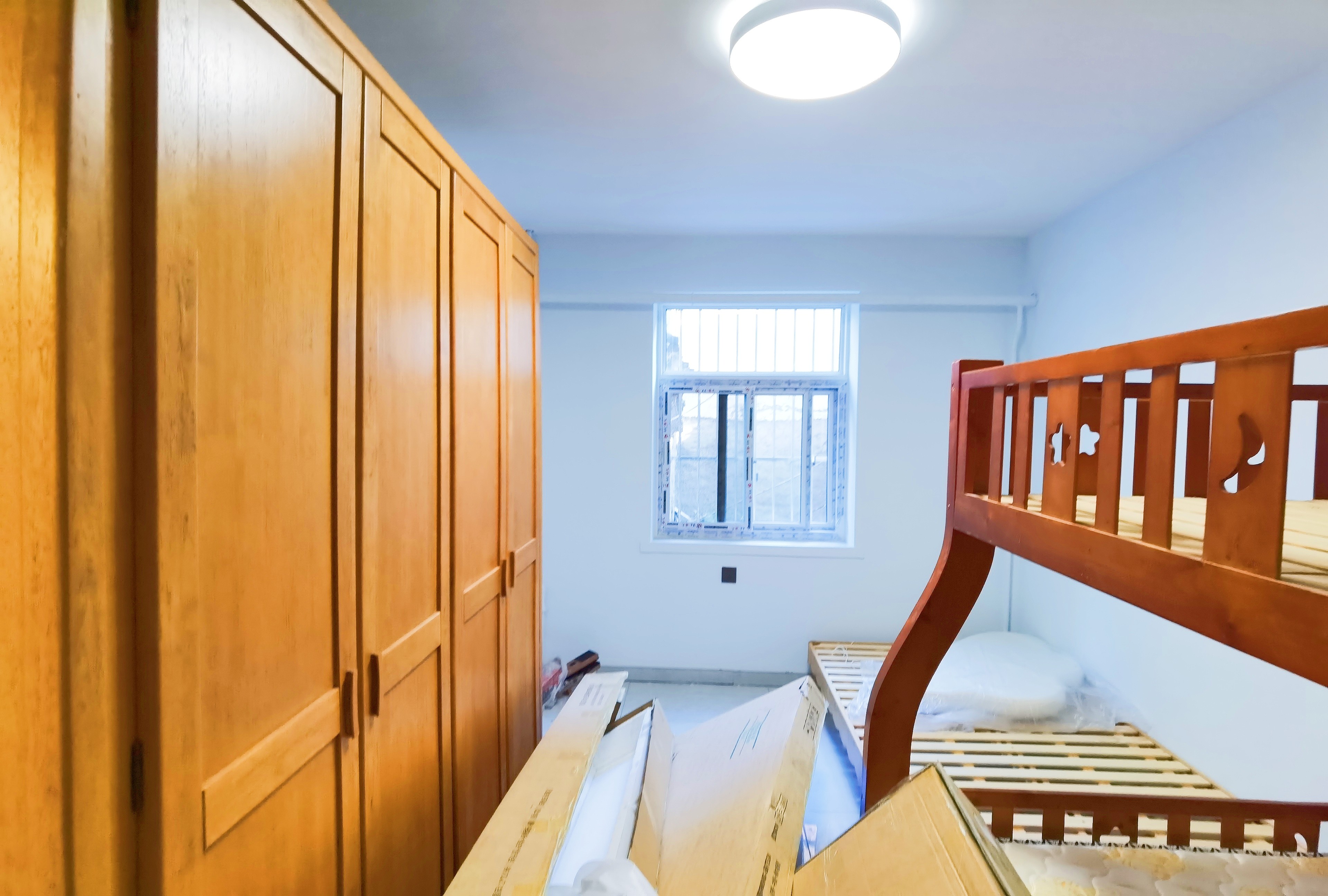 建国小经五路单位宿舍