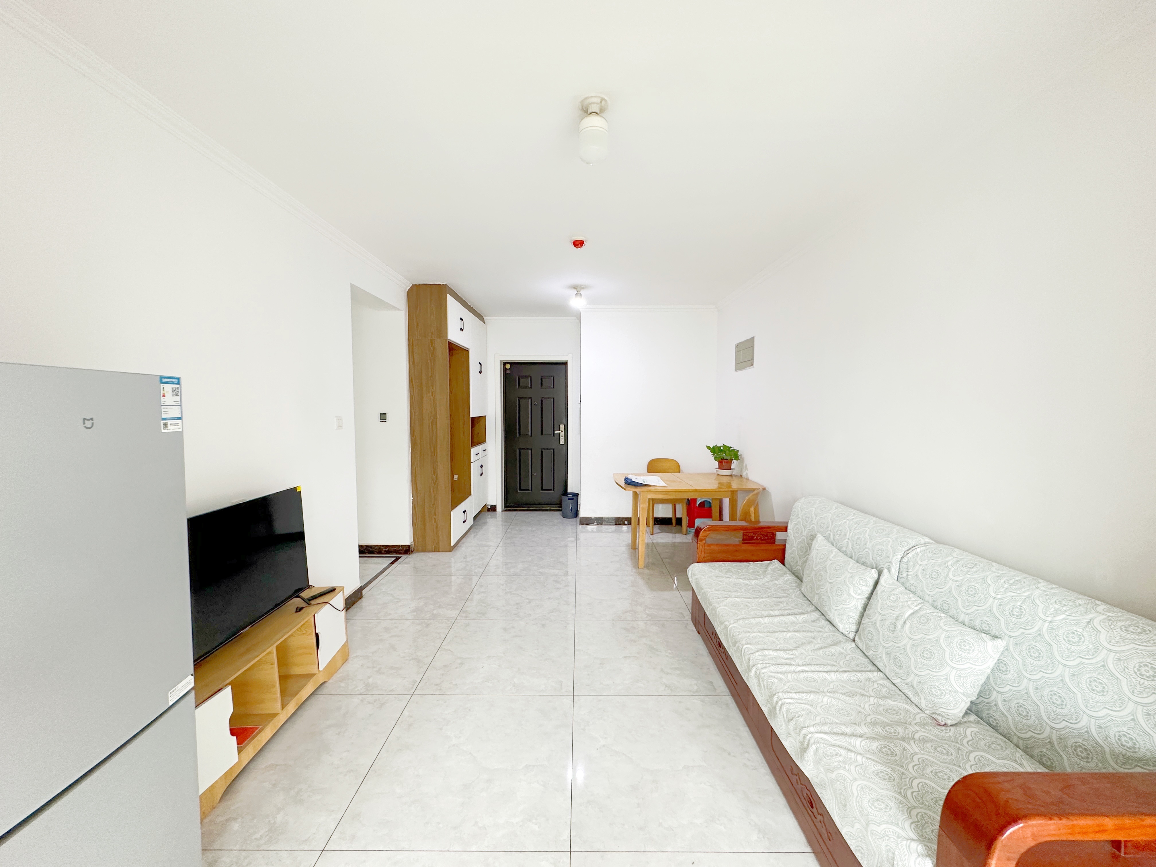  荣盛花语馨苑 南北