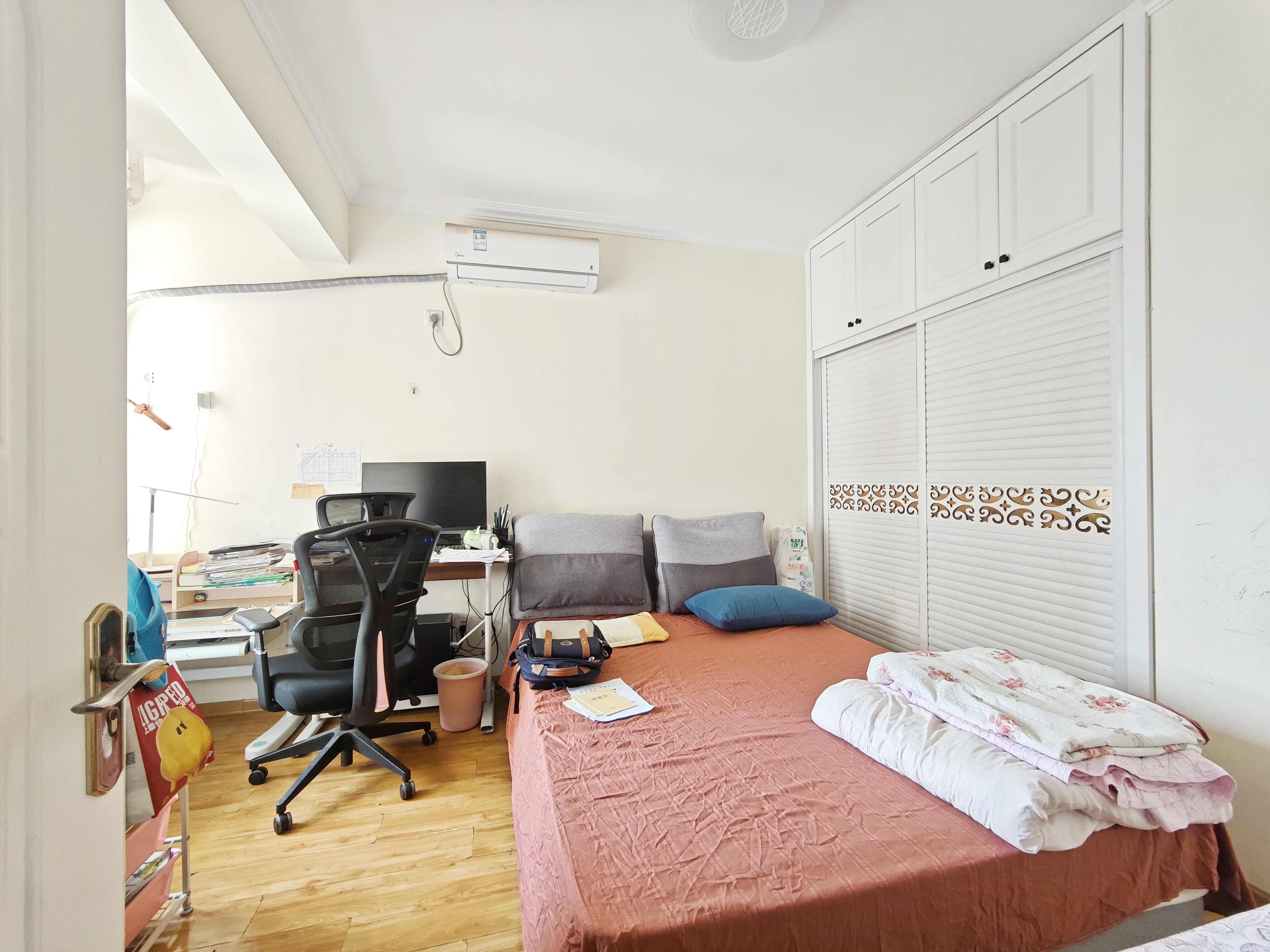 绿地新里香榭丽公馆