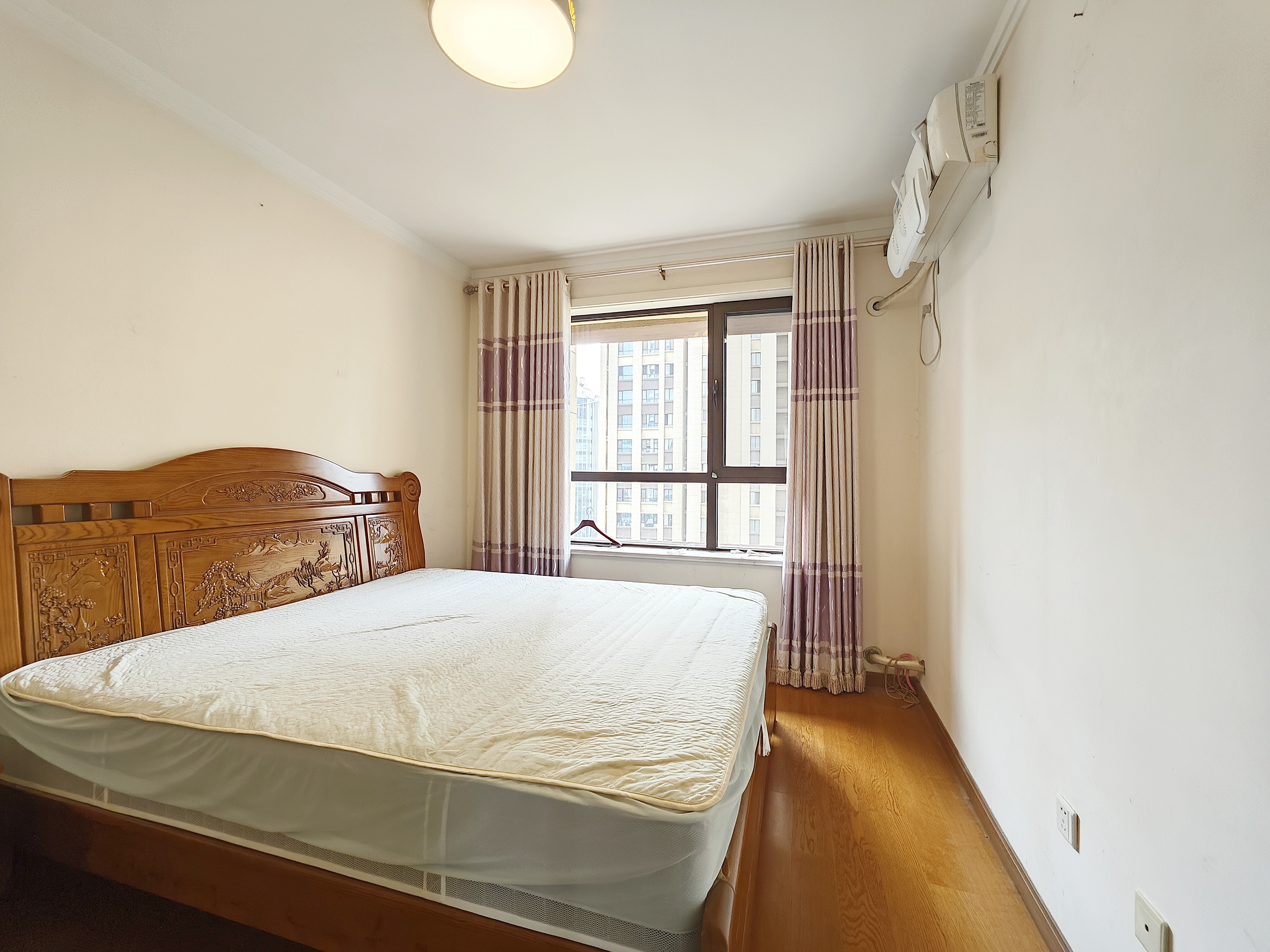 鲁邦奥林逸城东区