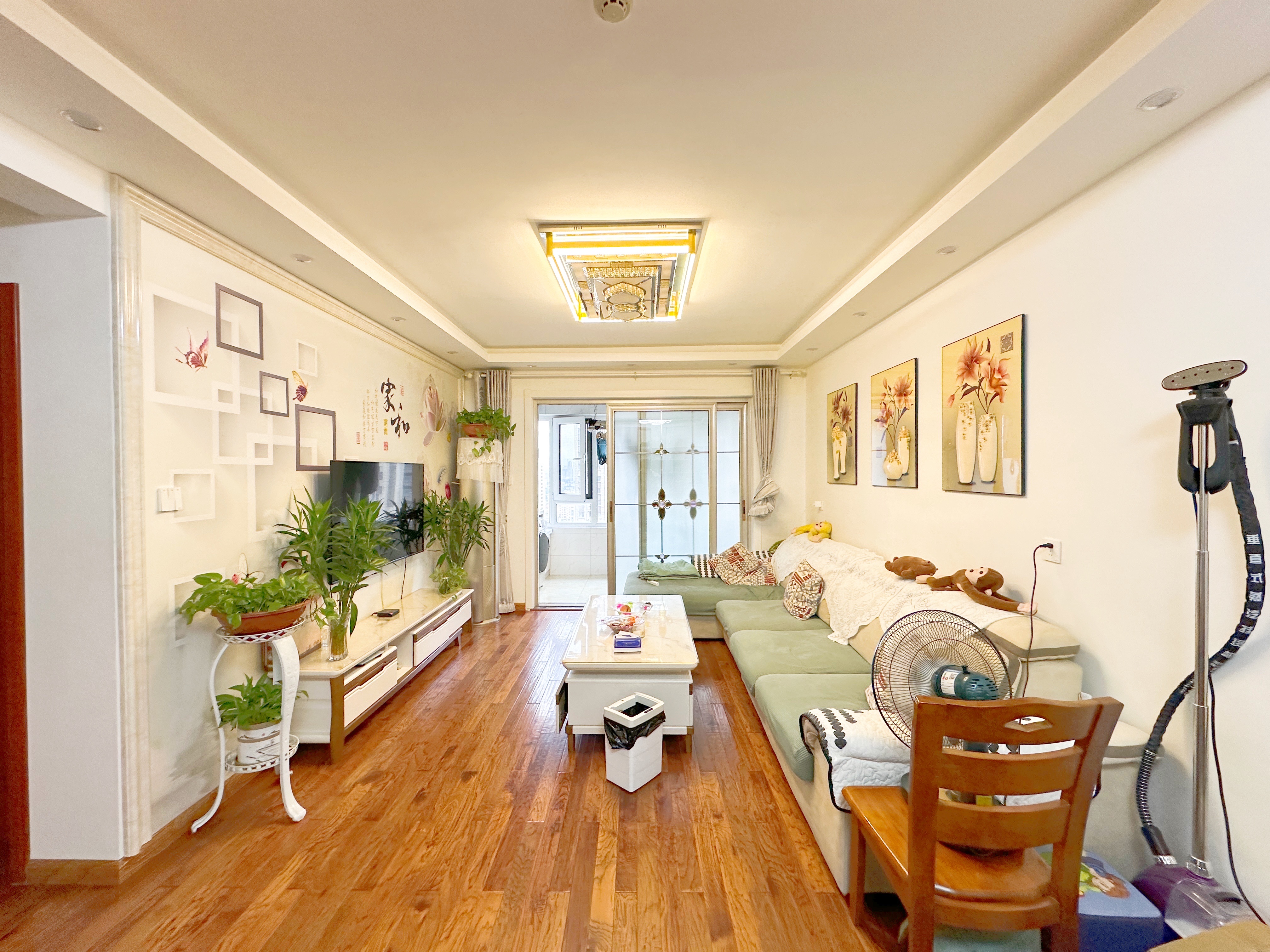  荣盛花语馨苑 南