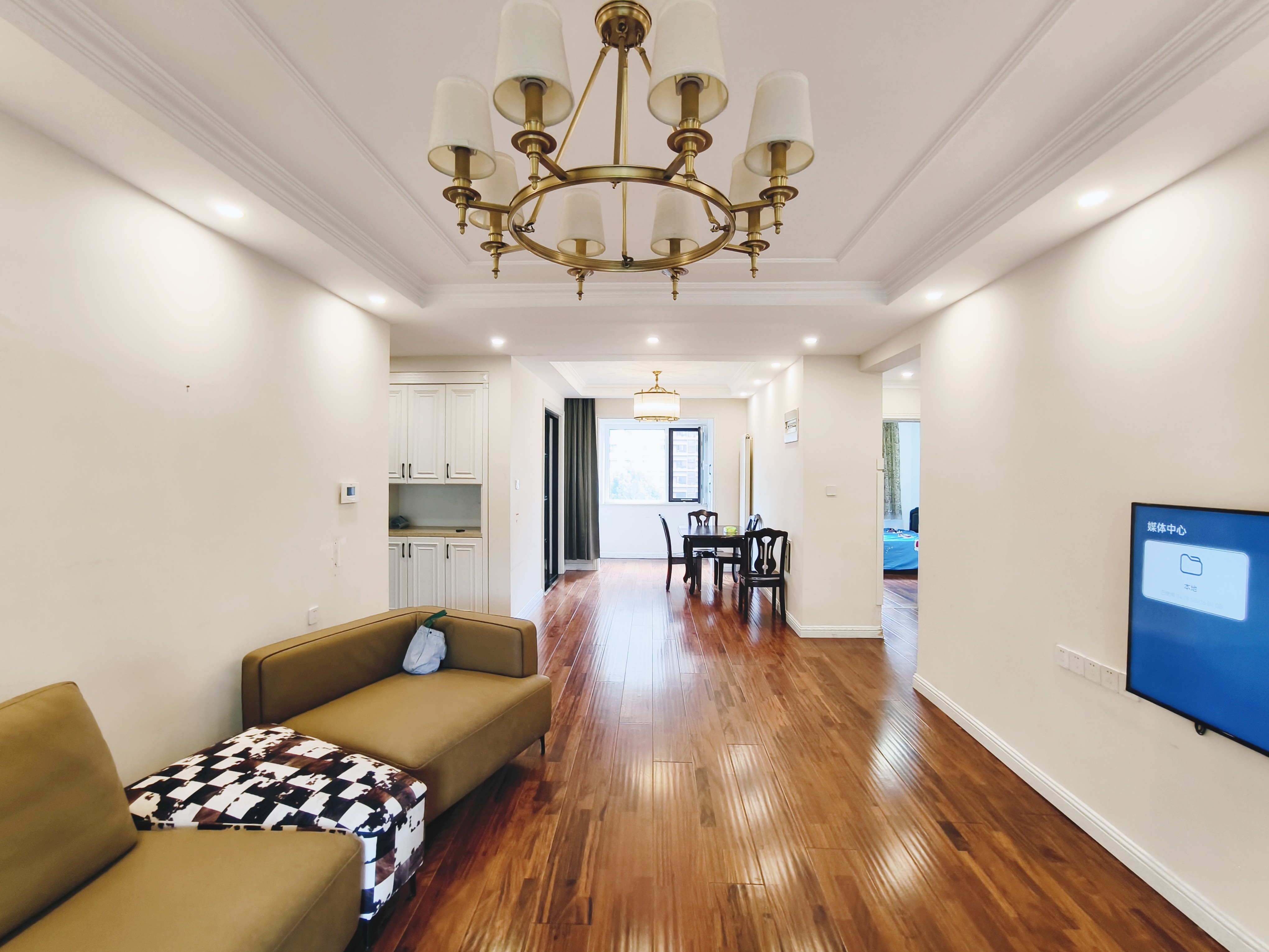  业主急售 唐冶中心位置，洋房小区，精装修拎包入住 改善小区