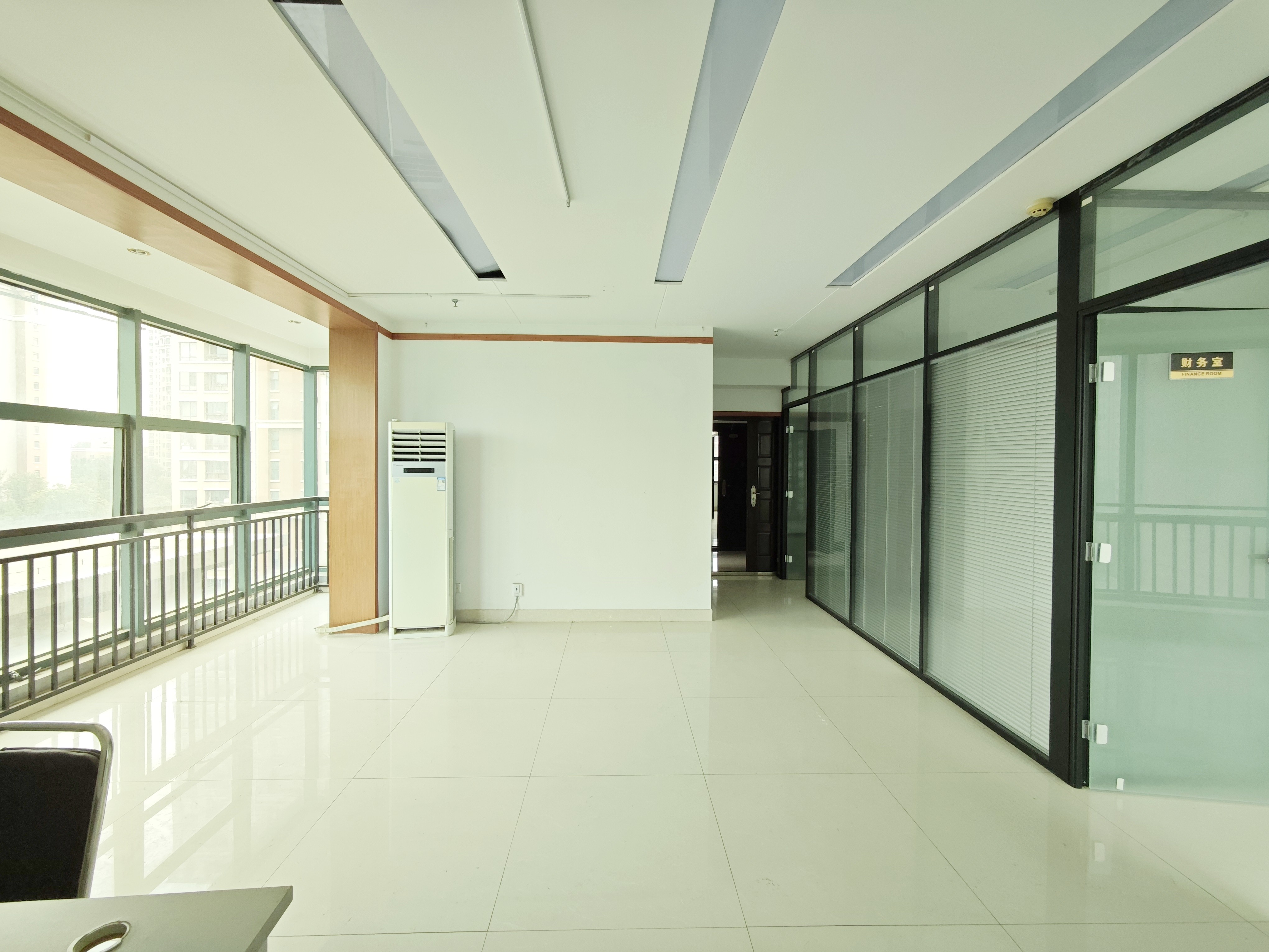  历下区经十路名士豪庭公寓 万象城南 近地铁