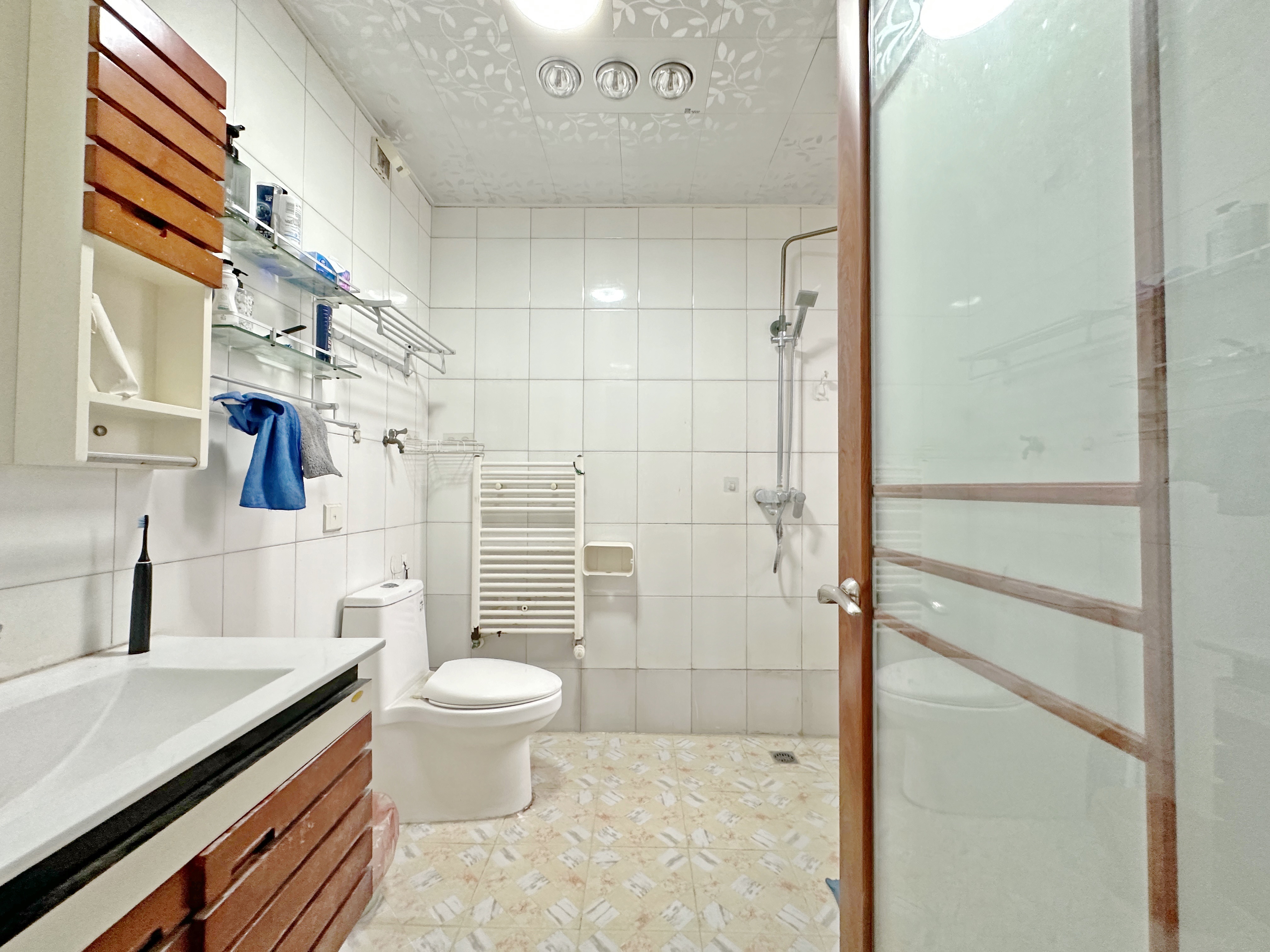 绿地新里卢浮公馆