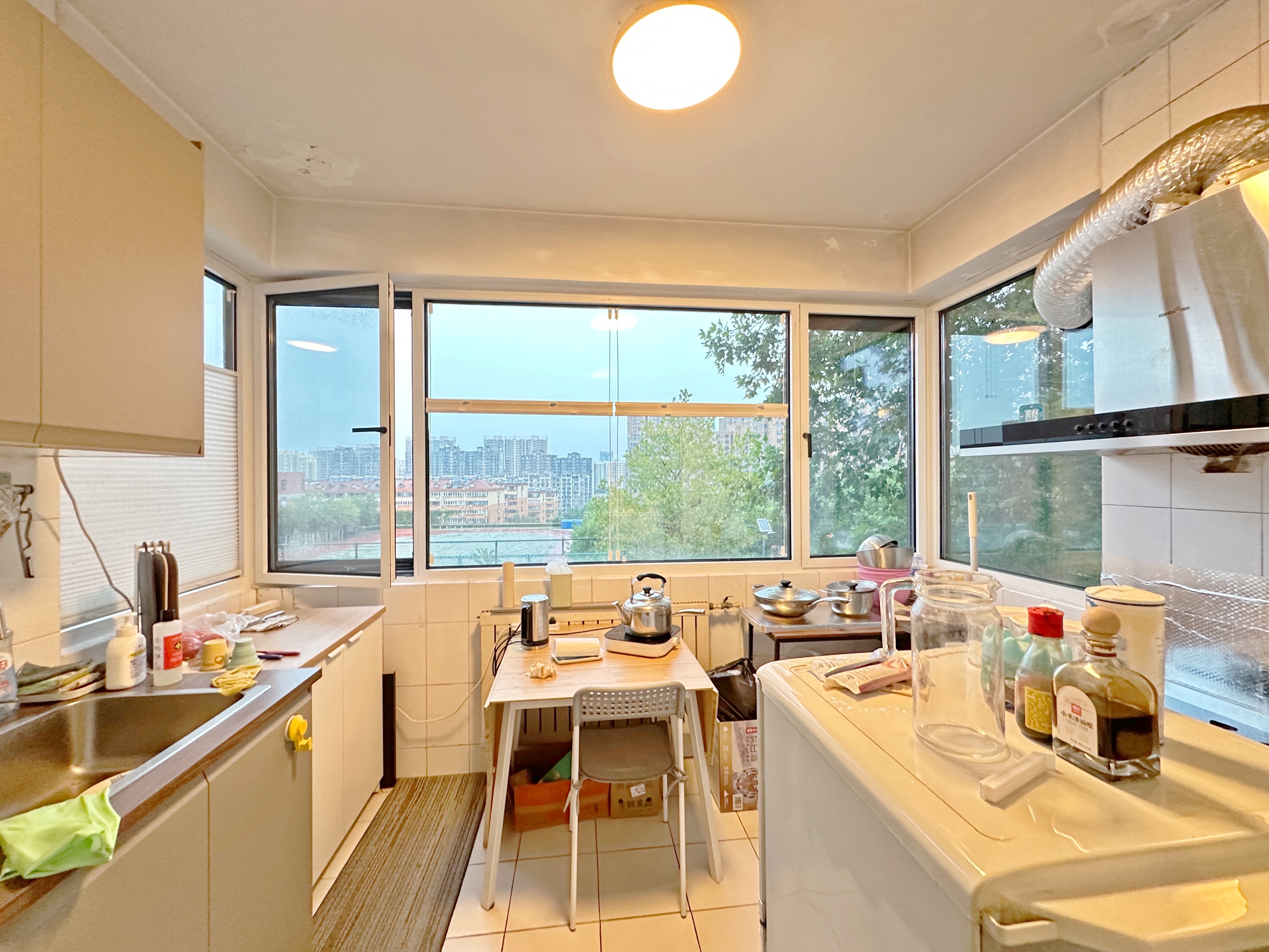 卧龙花园龙和苑