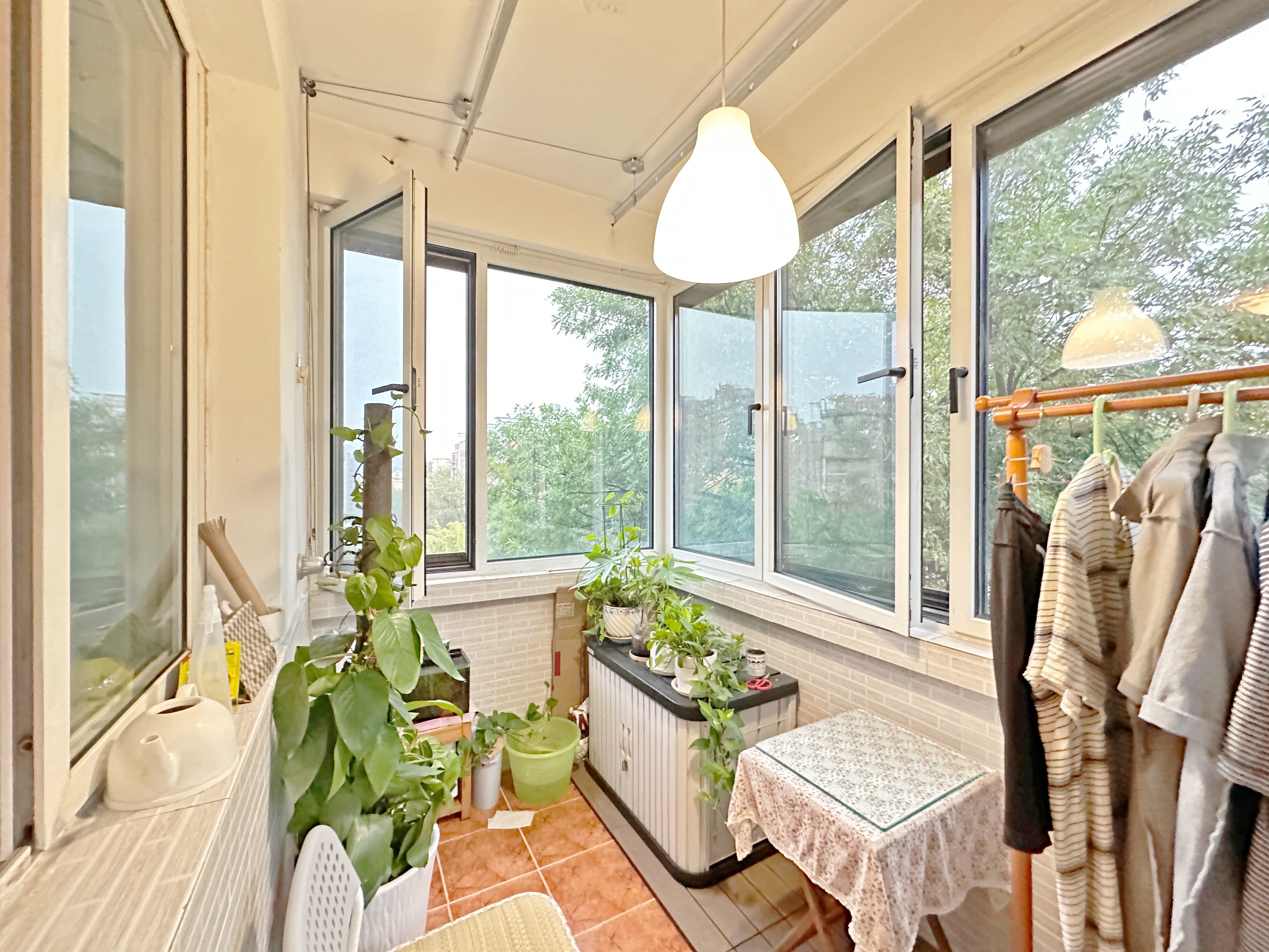 卧龙花园龙和苑