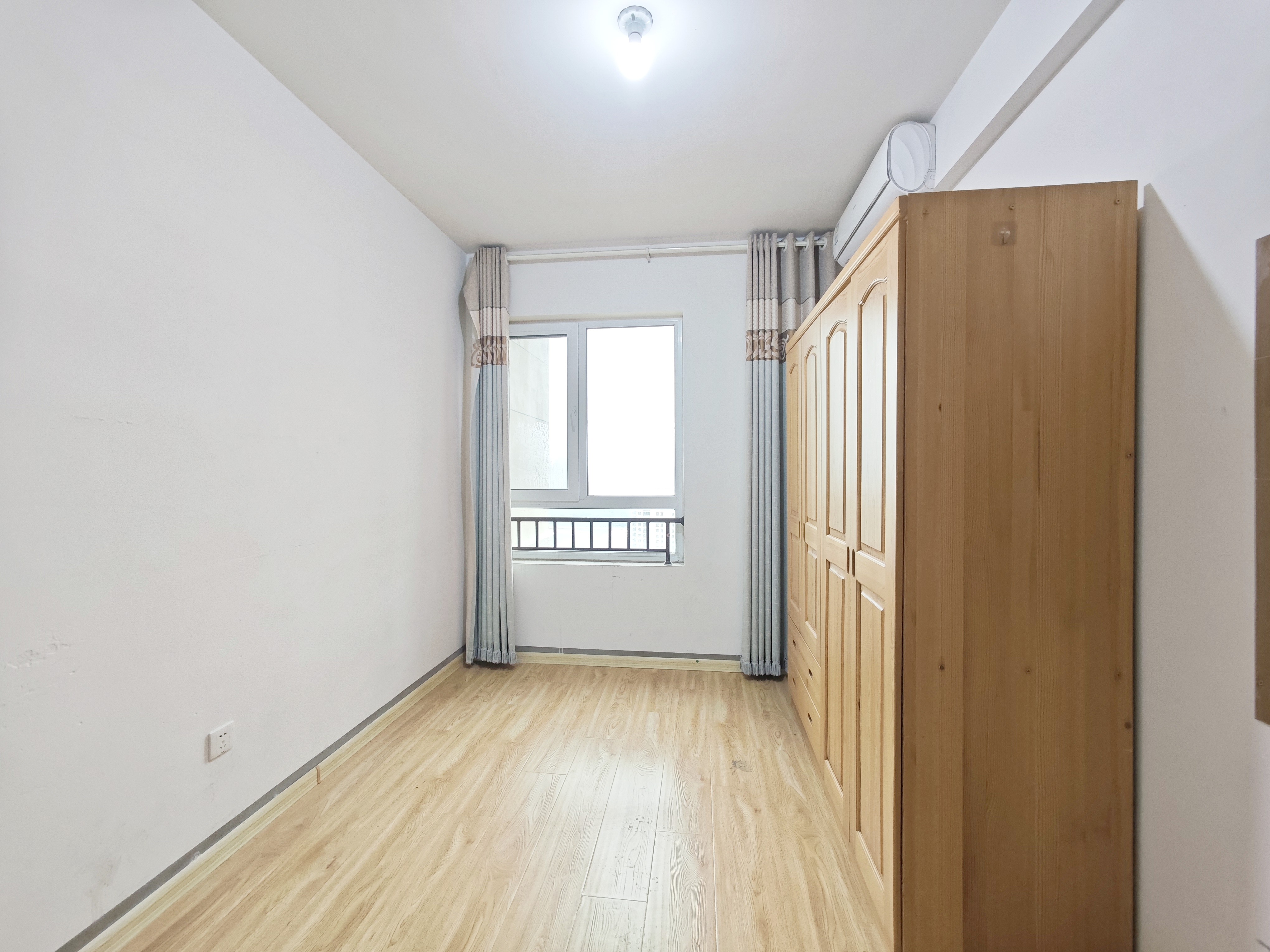 绿地新里香榭丽公馆