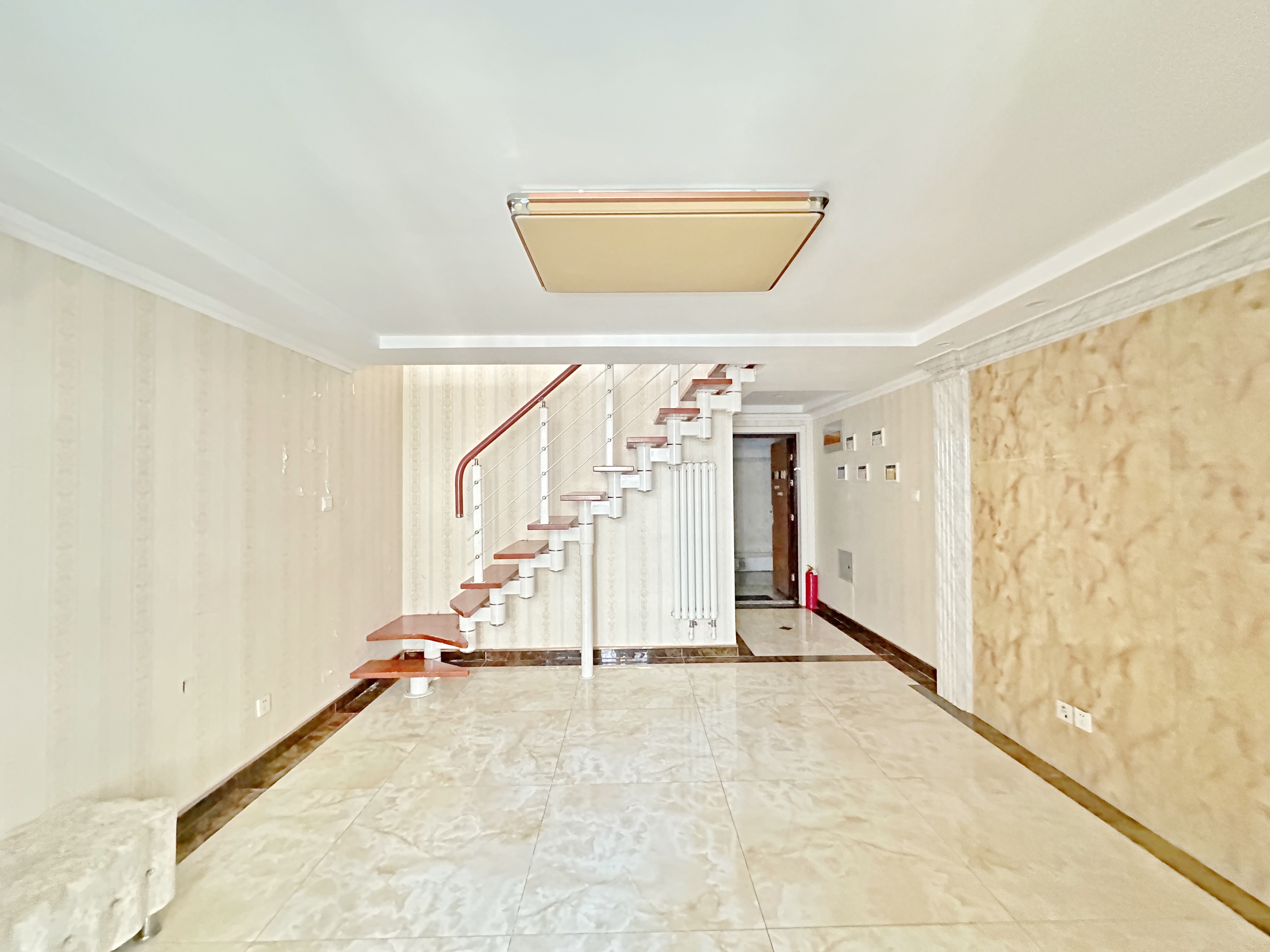  欧亚大观商都 北