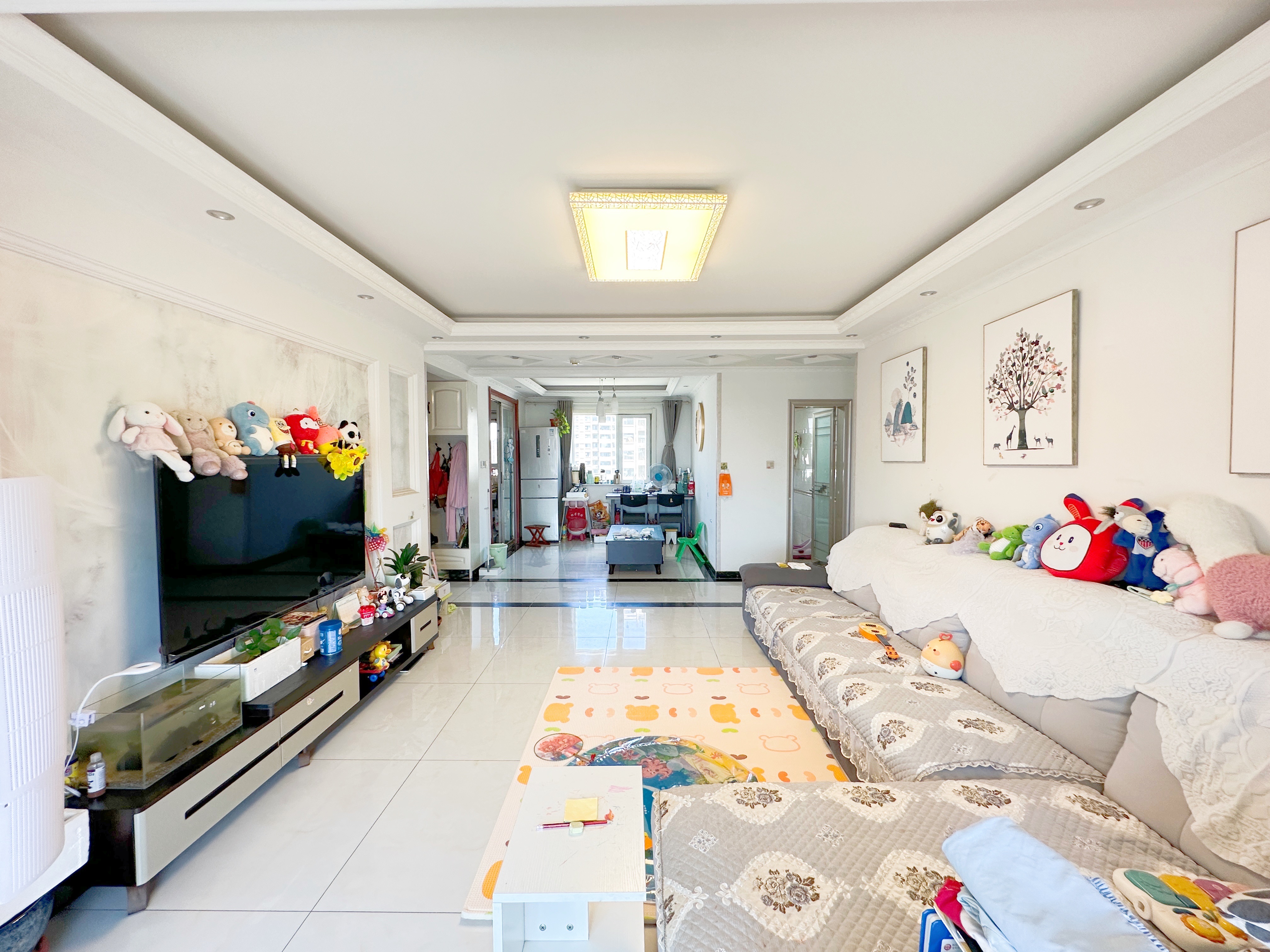  荣盛花语馨苑 南北