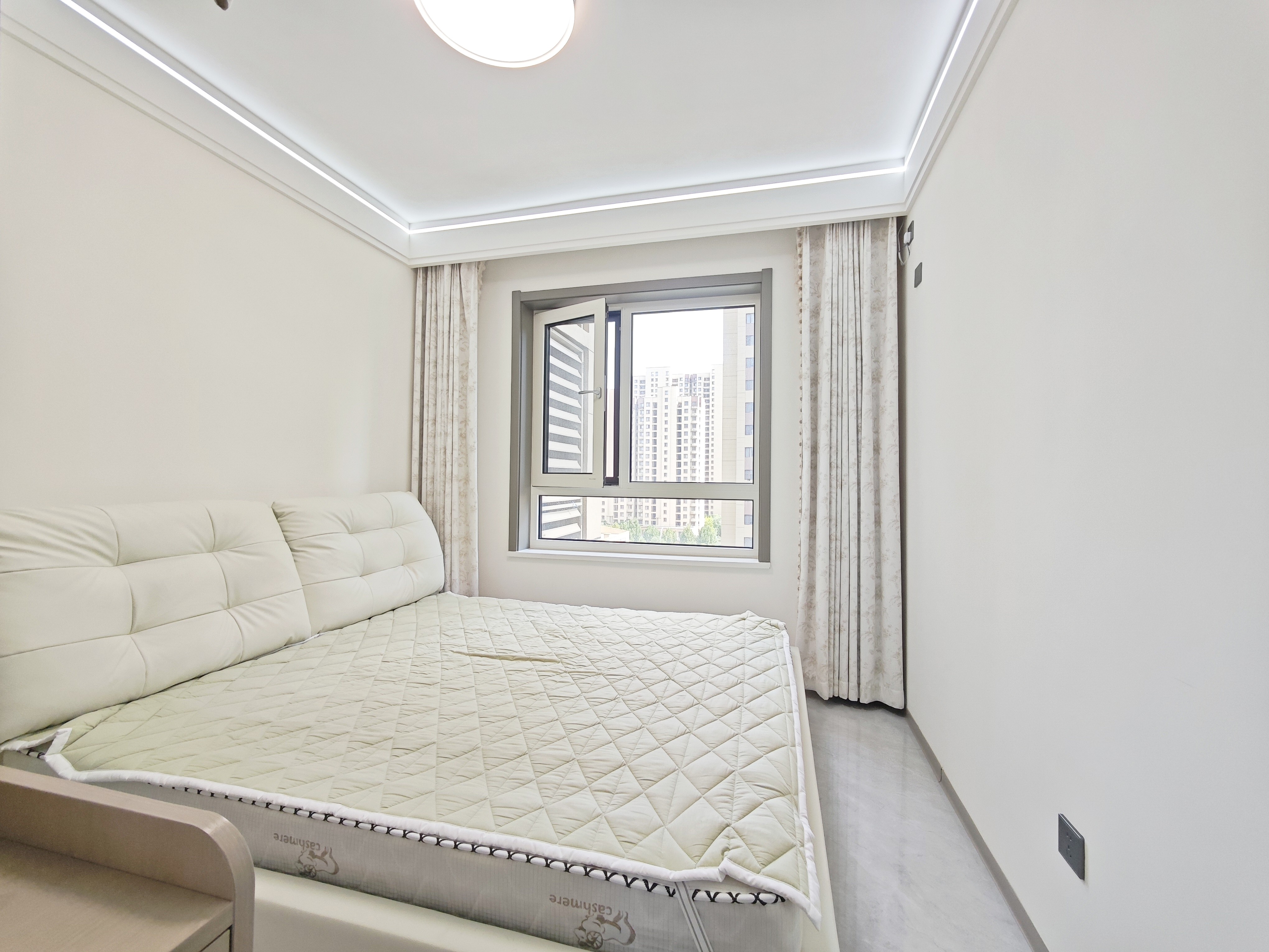 绿地新里香榭丽公馆