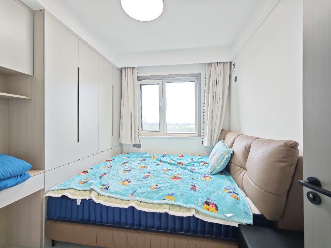 绿地新里香榭丽公馆